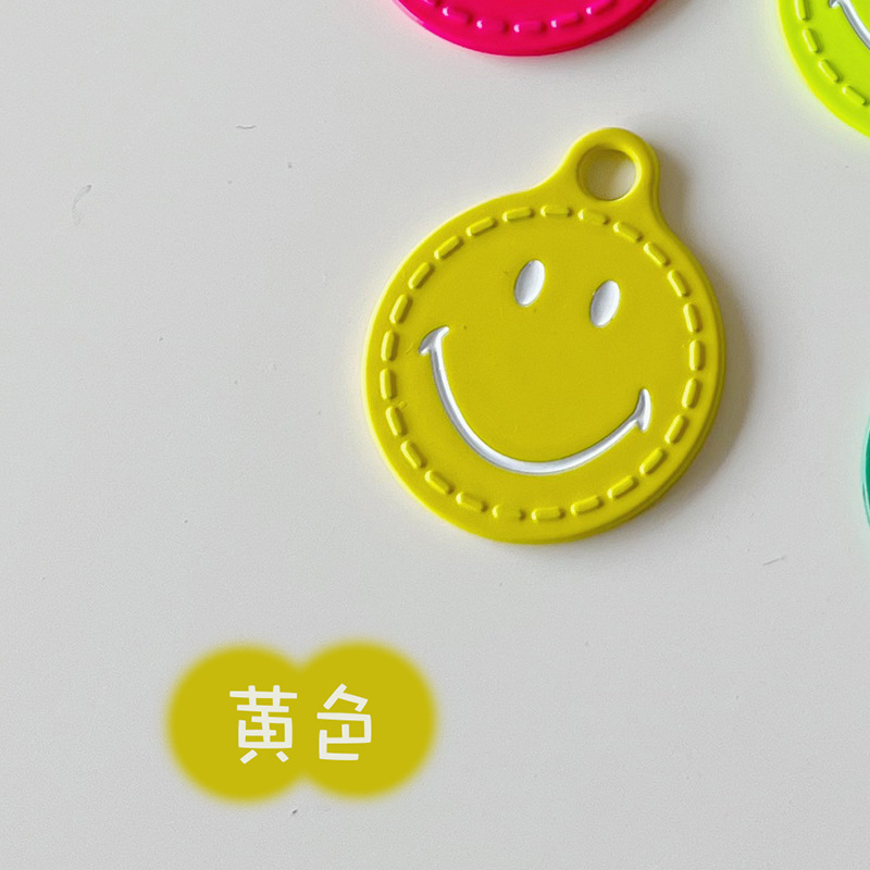 線條笑臉吊牌