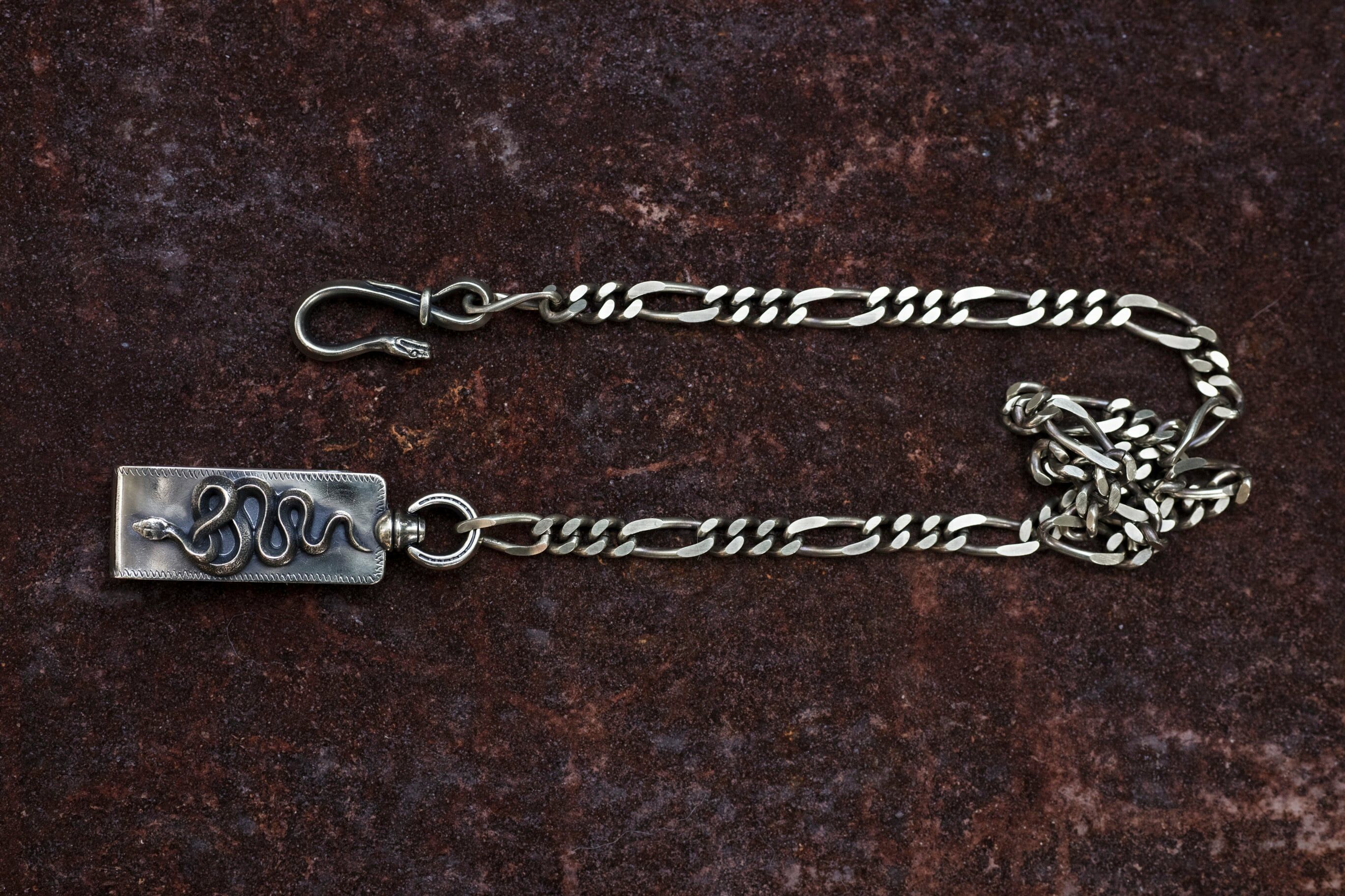 Snake clip type walletchain