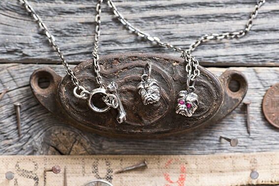 SMALL BULL SILVER ZIRCONIA ＋SILVER CHAIN
