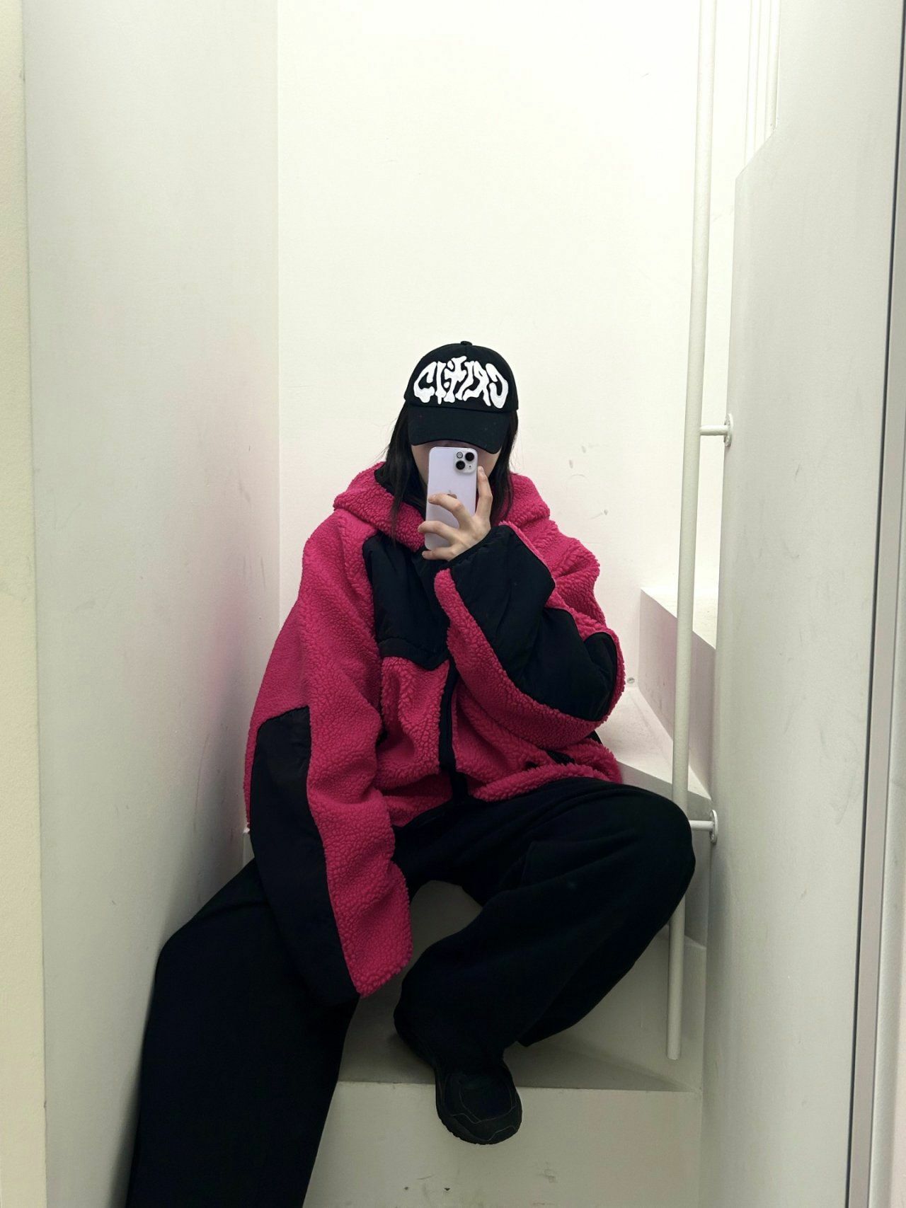 拼色絨毛連帽拉鍊外套 Hestory-032JK