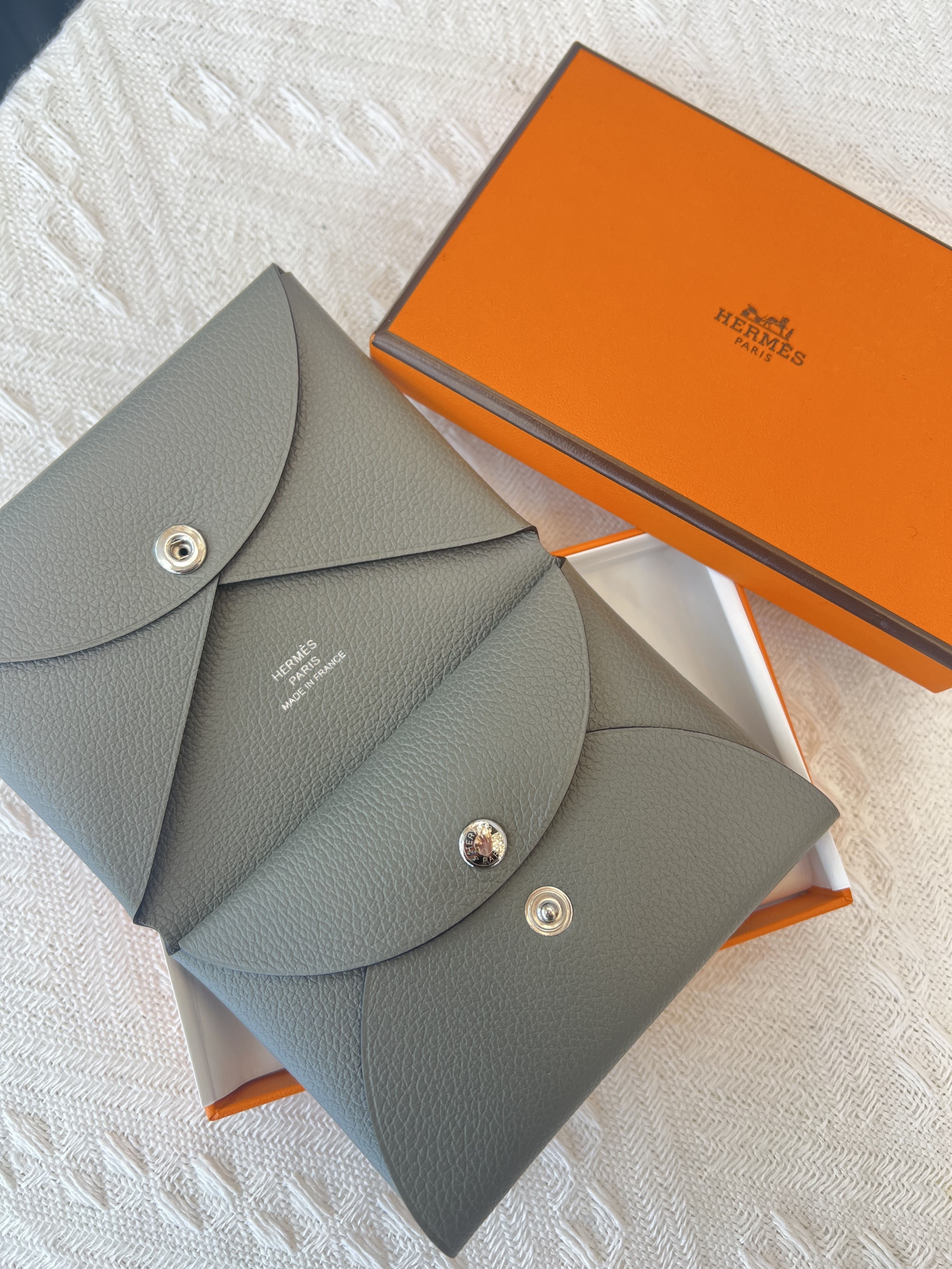 Hermes Calvi Duo 石灰