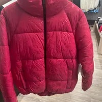 [S] DKNY BOXY HIGH LOW PUFFER JACKETWITH POCKETS,RED, DP3J9194-P5B (SD732)