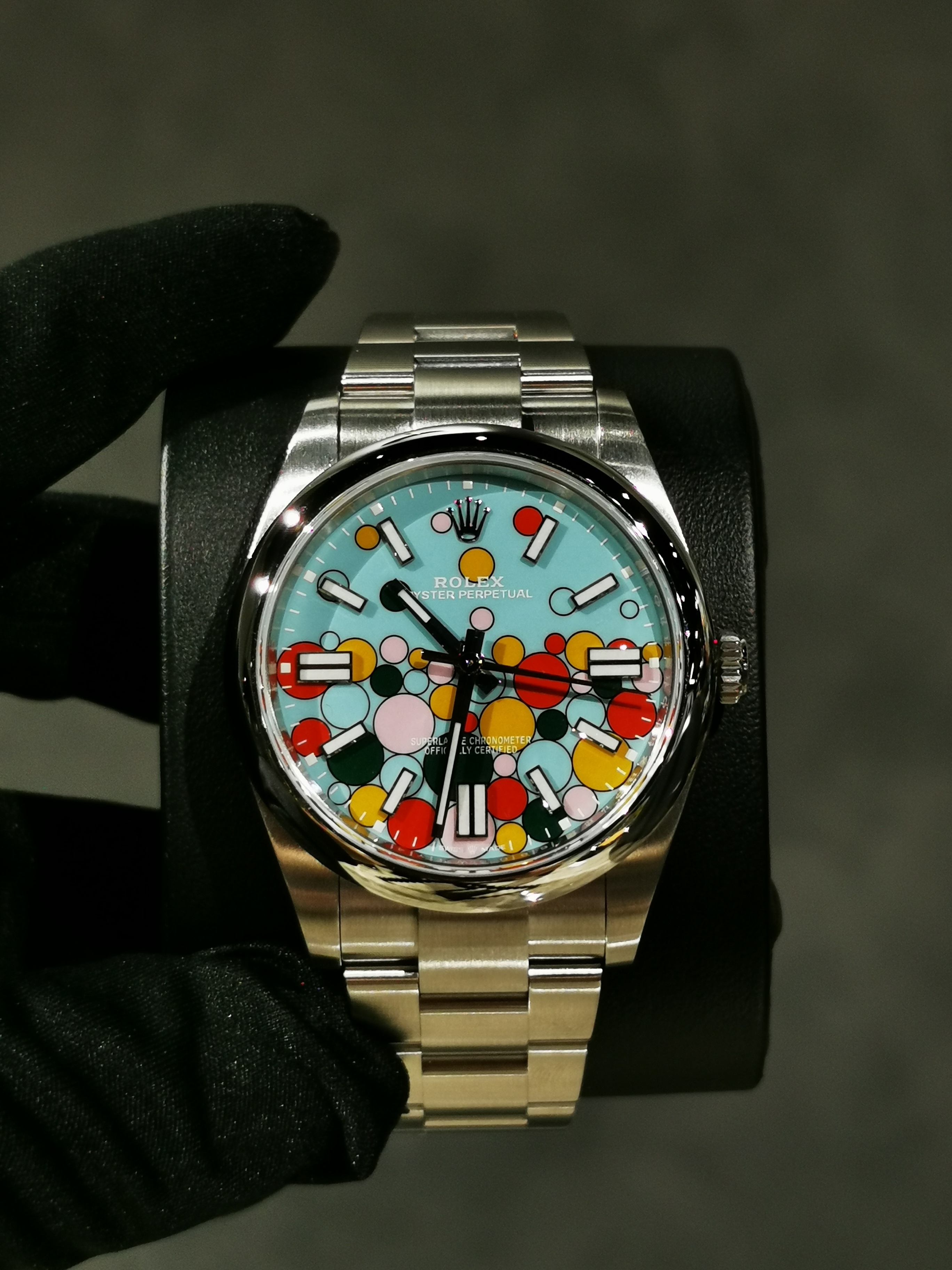 124300 | Rolex Oyster Perpetual 41 celebration dial