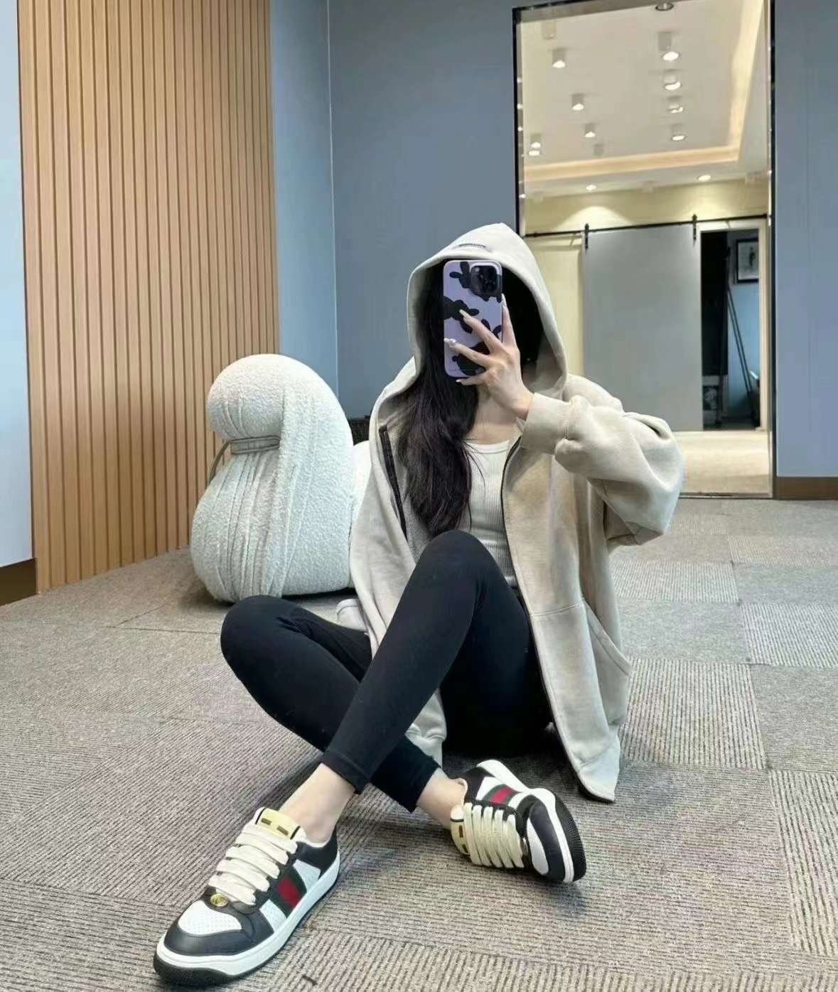 Gucci 黑白拼色板鞋 -M