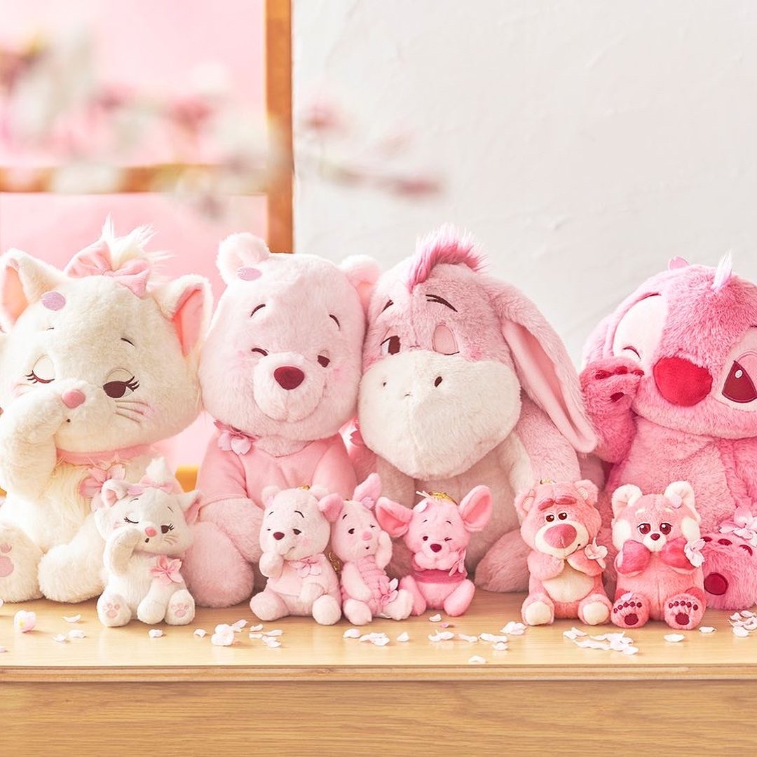 🇯🇵 迪士尼 DISNEY 東京迪士尼 2024 櫻花系列 小熊維尼 瑪莉貓 熊抱哥 浣熊 史迪奇 玩偶 吊飾 / 現貨