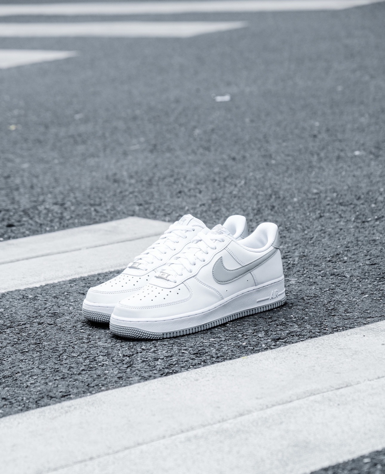 #代購 NIKE AIR FORCE 1 07 AF1 復古 灰底 經典休閒鞋 FJ4146-100 白灰