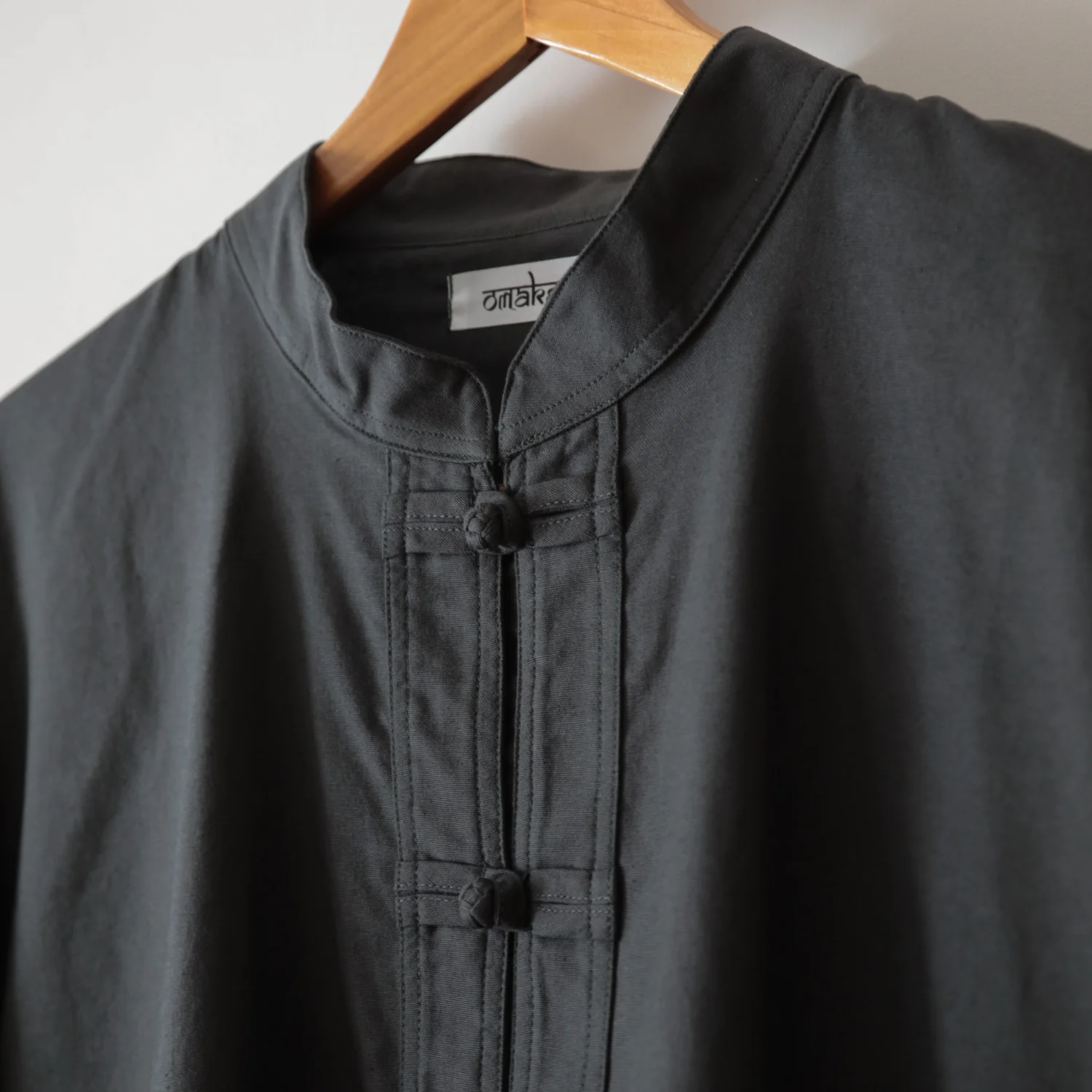 OMAKE.jp 盤釦襯衫KnotButtonShirt 炭灰