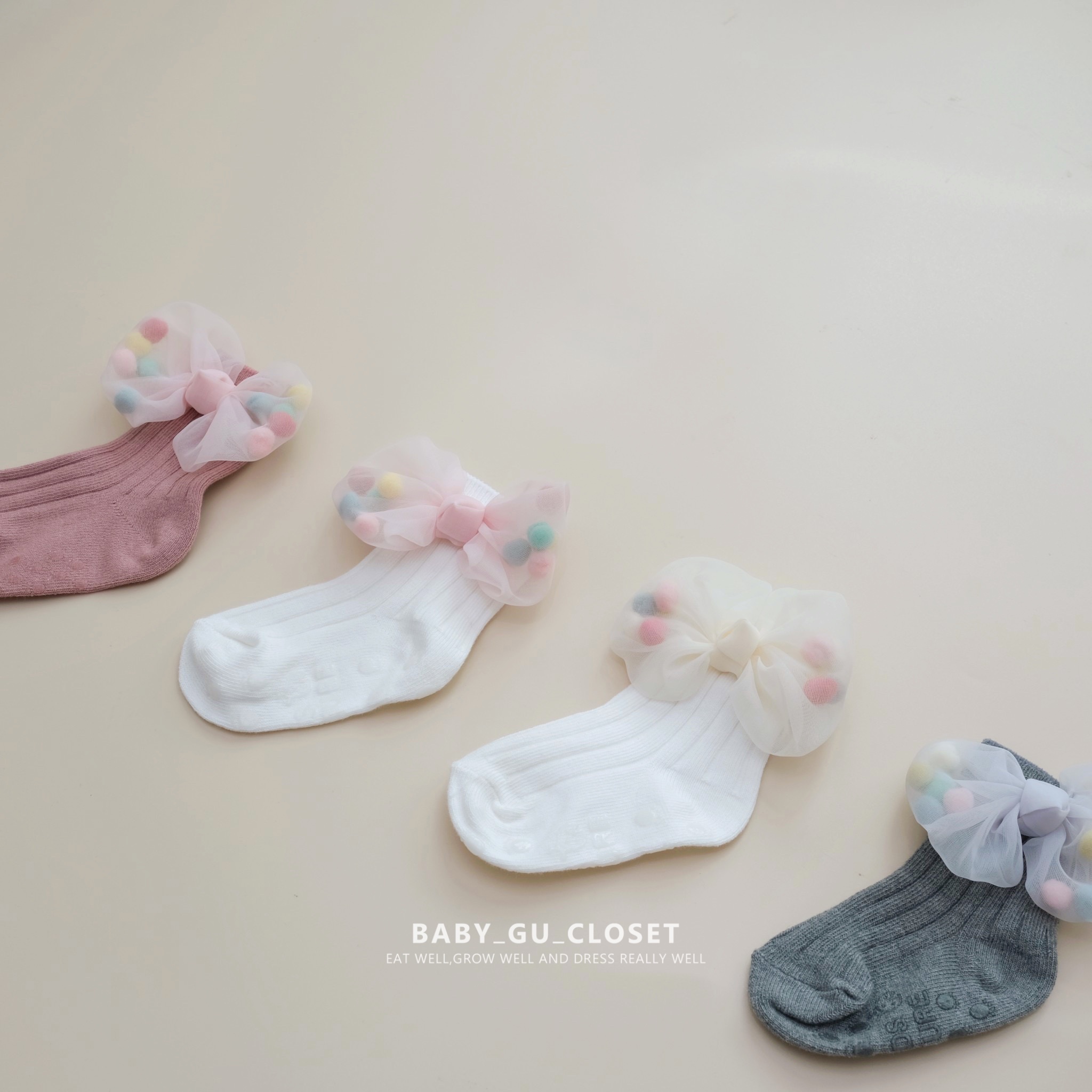 手縫紗質波波蝴蝶結襪