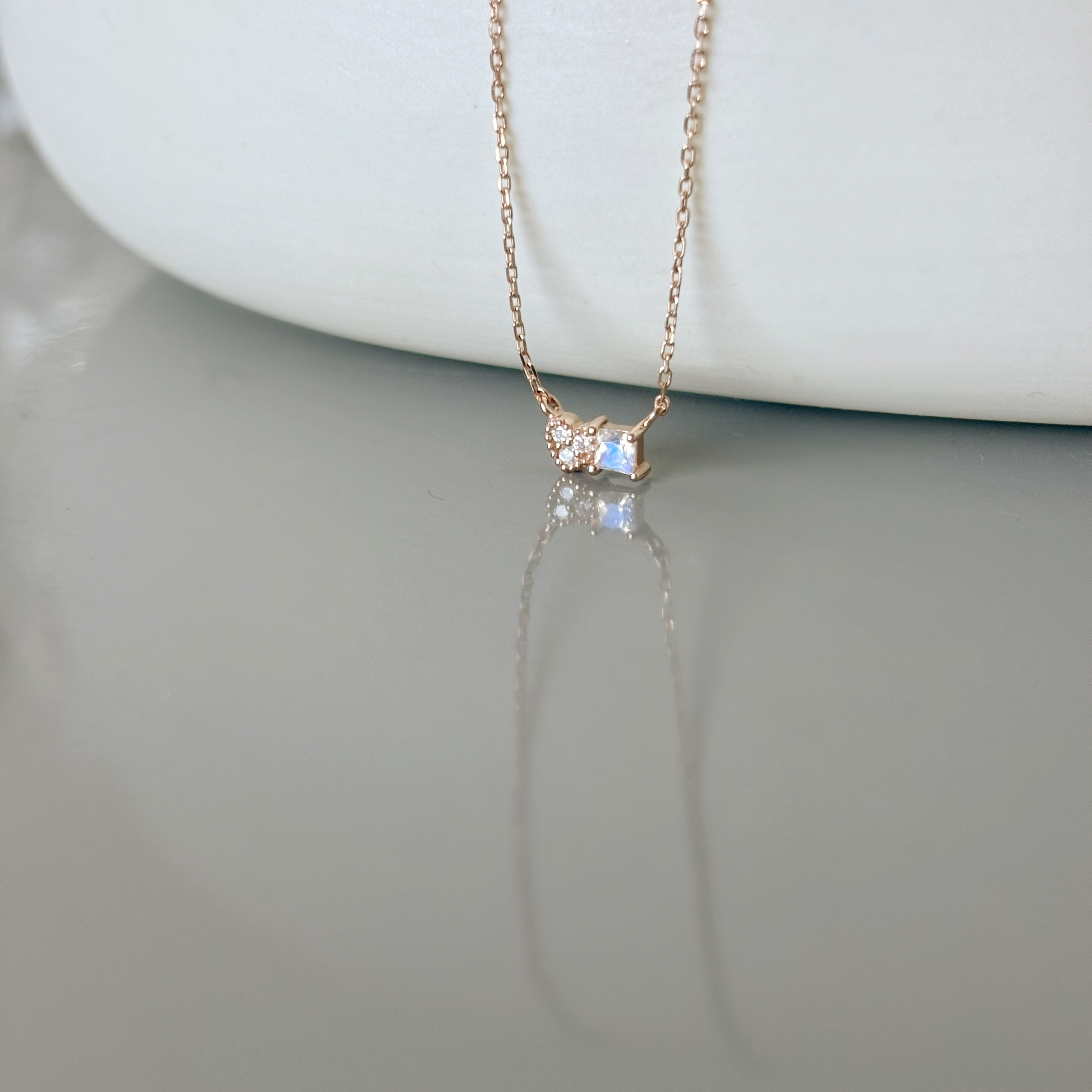 14k三顆鑽石小愛心月光石項鍊