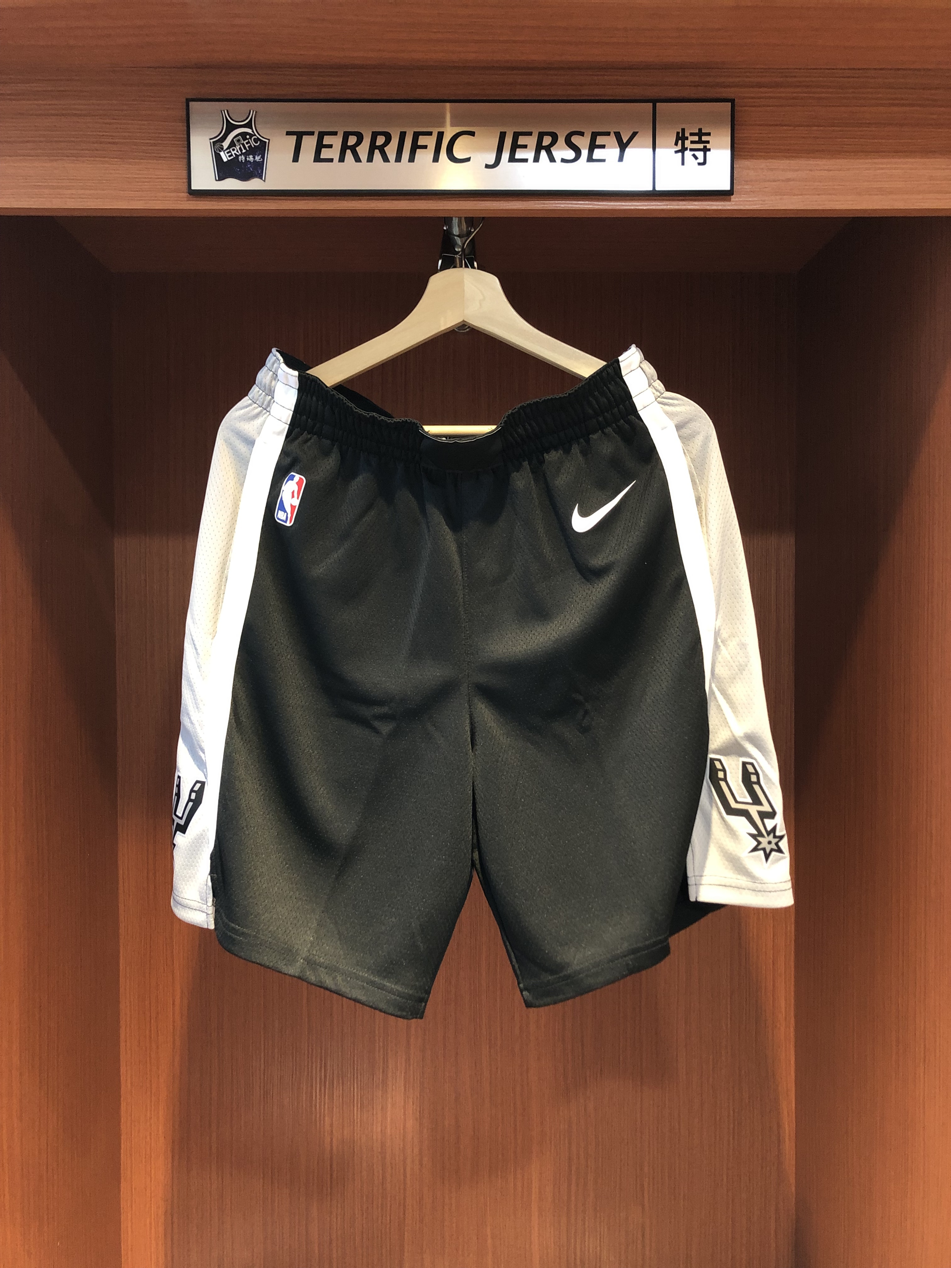 NBA球褲 San Antonio Spurs 聖安東尼奧馬刺黑球褲 Icon Nike Swingman Shorts 球迷版 有口袋 全新