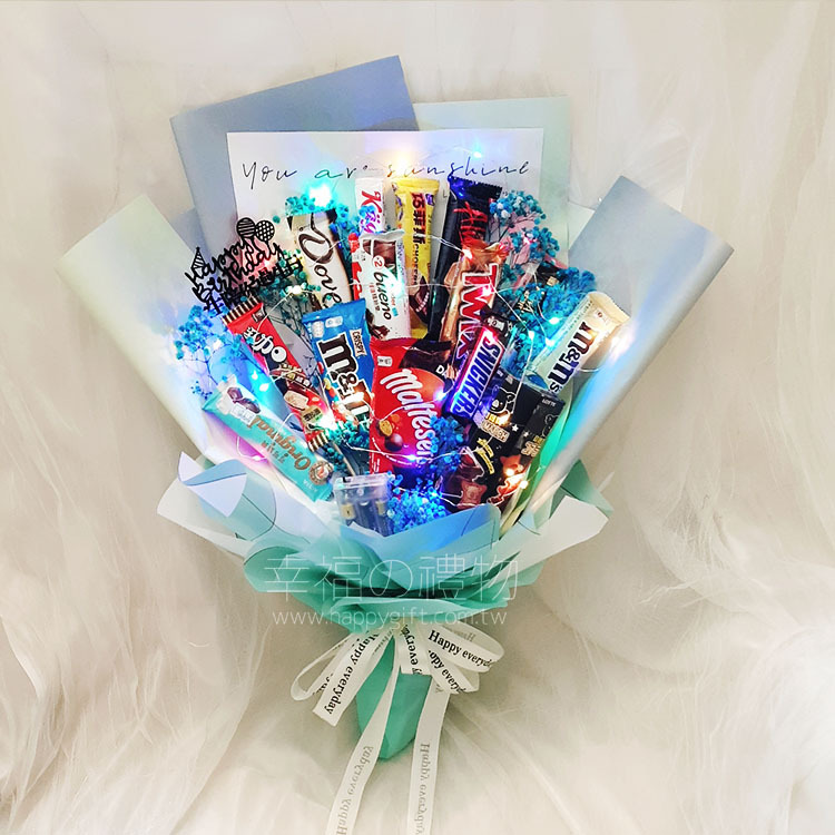零食巧克力永生花乾燥燈光花束,畢業花束