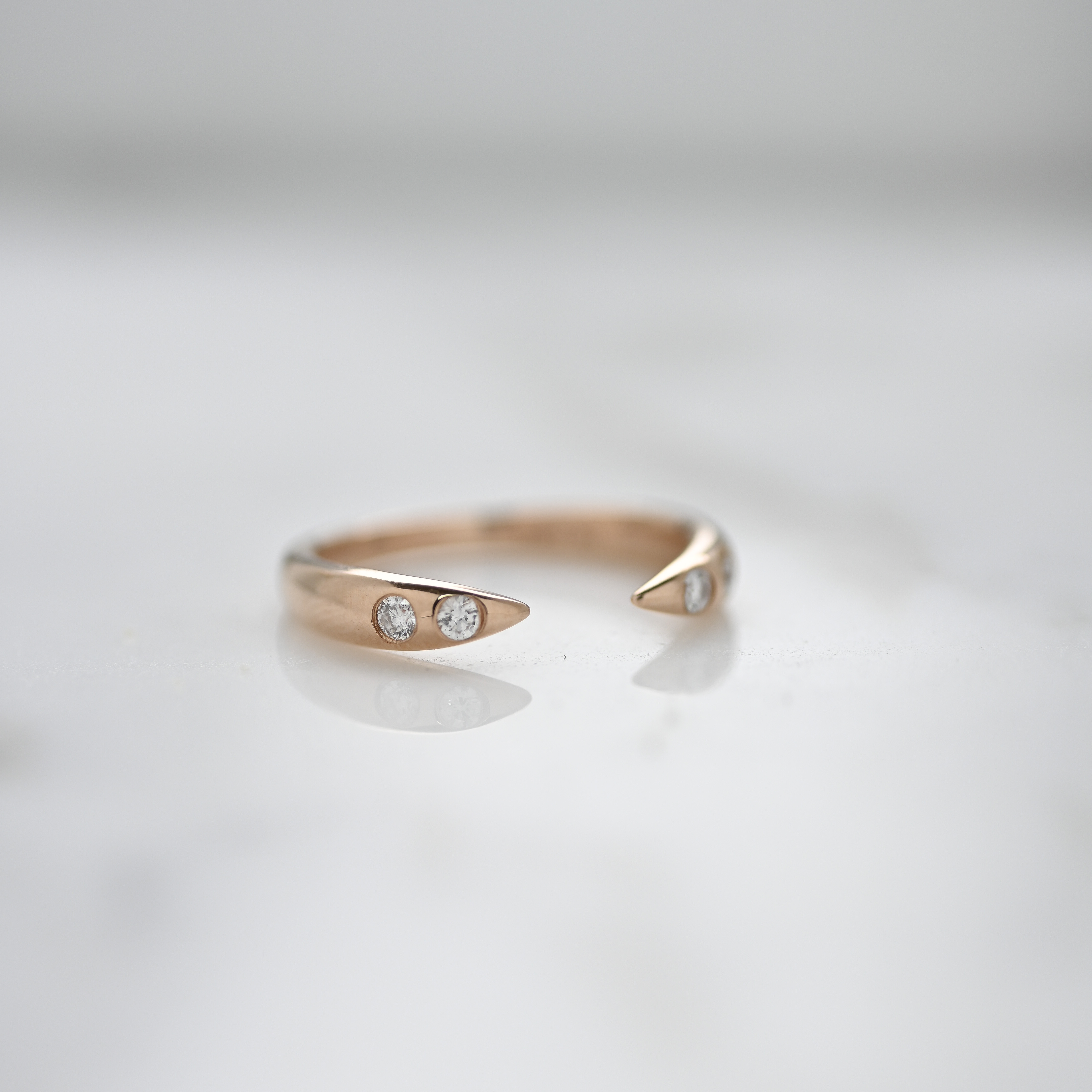 18K Open Diamond Ring