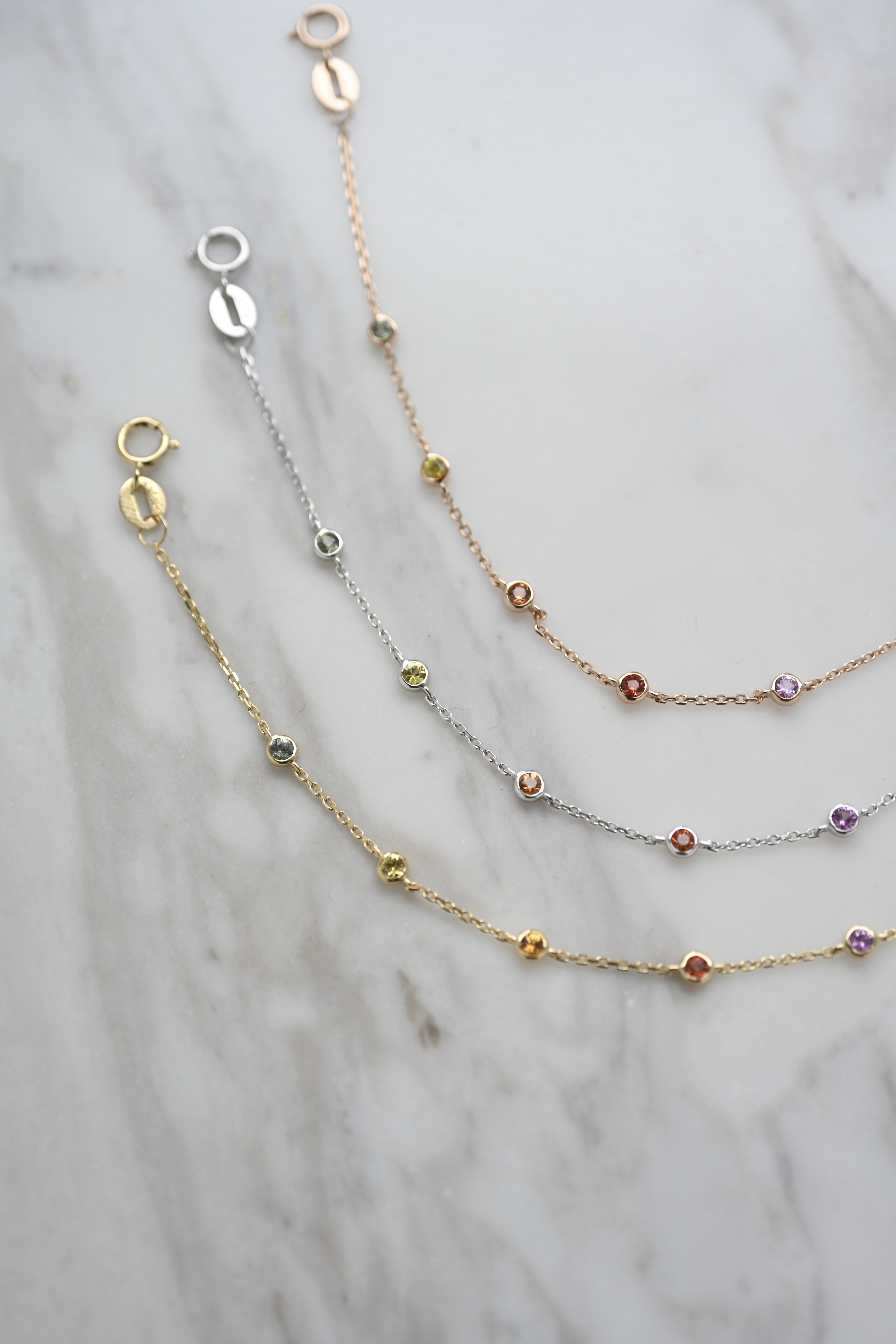 18K Rainbow Sapphire Dot Dot Bracelet