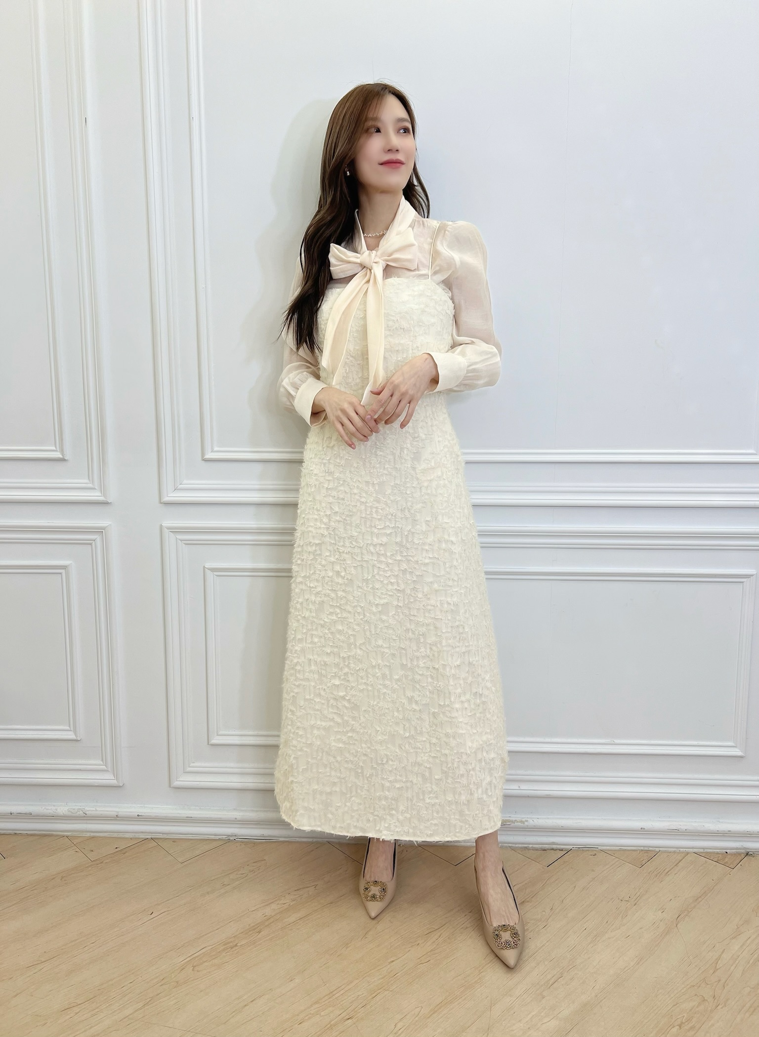 細肩帶羽毛面料長洋