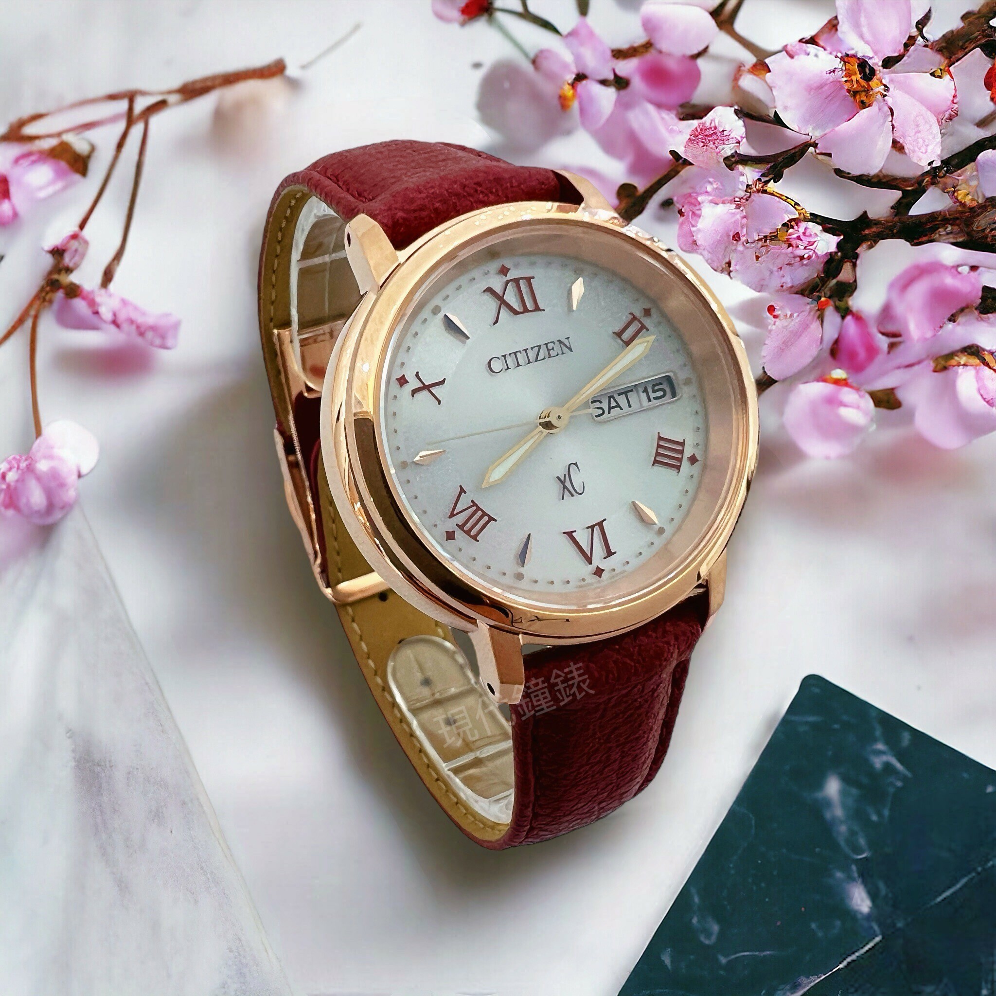 【CITIZEN 星辰】XC 優柔簡約羅馬刻度女錶EW2427-19A 32.5mm 現代鐘錶