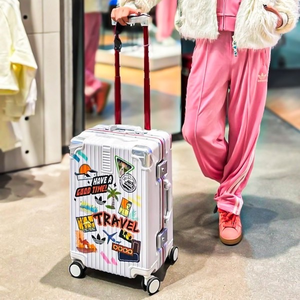 【國外限定】Adidas 20吋登機箱 白色 三葉草 防撞行李箱