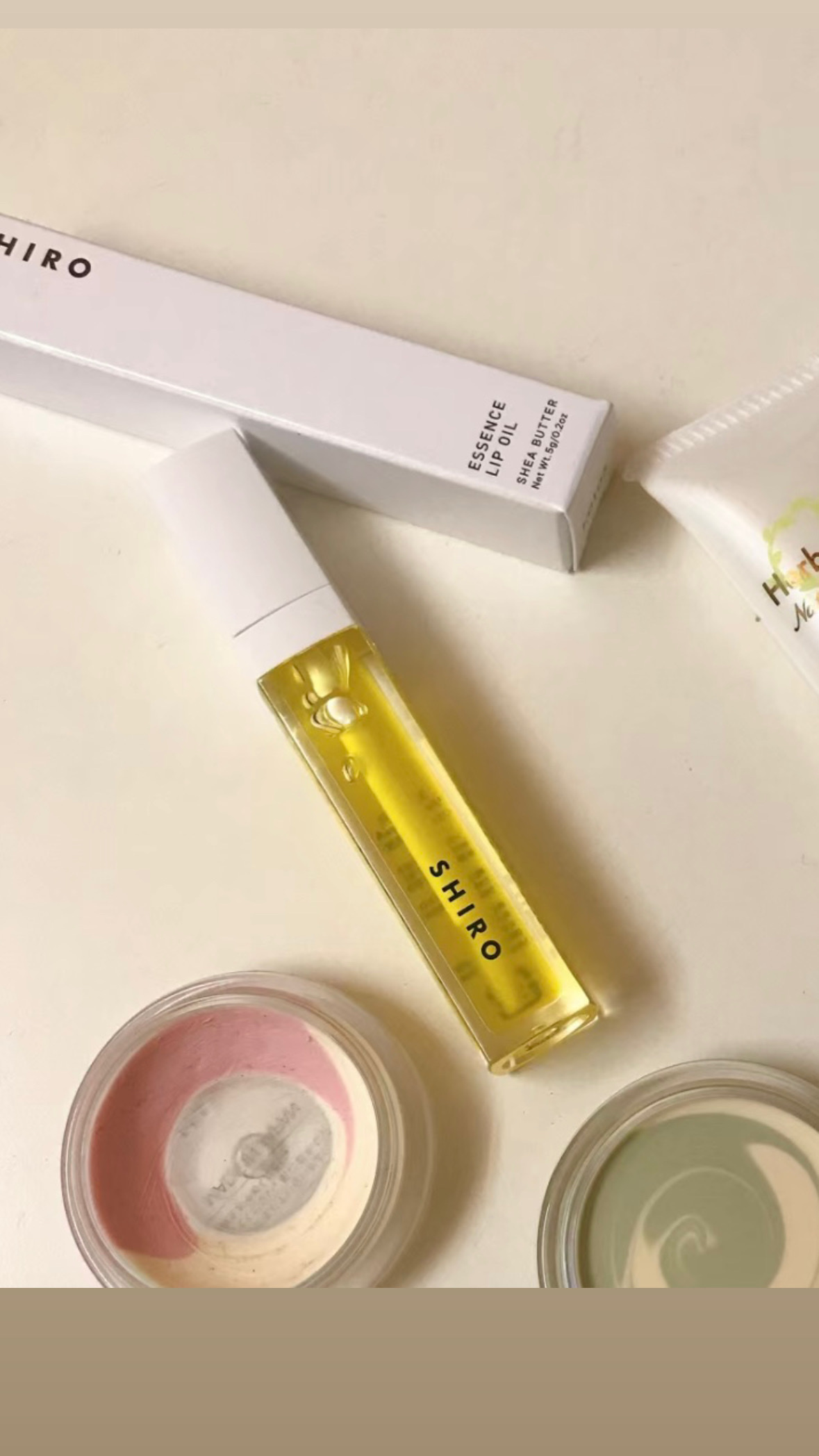 𝙤𝙨𝙝𝙖𝙧𝙚 私物推推 - 𝙨𝙝𝙞𝙧𝙤 柚子唇油