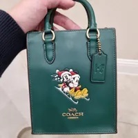 [S] COACH CN021 DISNEY NS MIN TOTE,B4/DARK PINE, 196395079186 (SCO657)