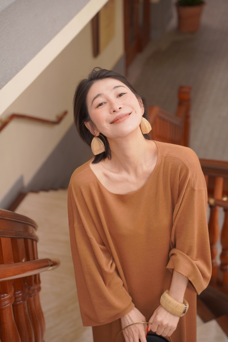 HANAA早春新款氣質薑黃色慵懶風羊毛真絲連衣裙圓領寬鬆打底長裙