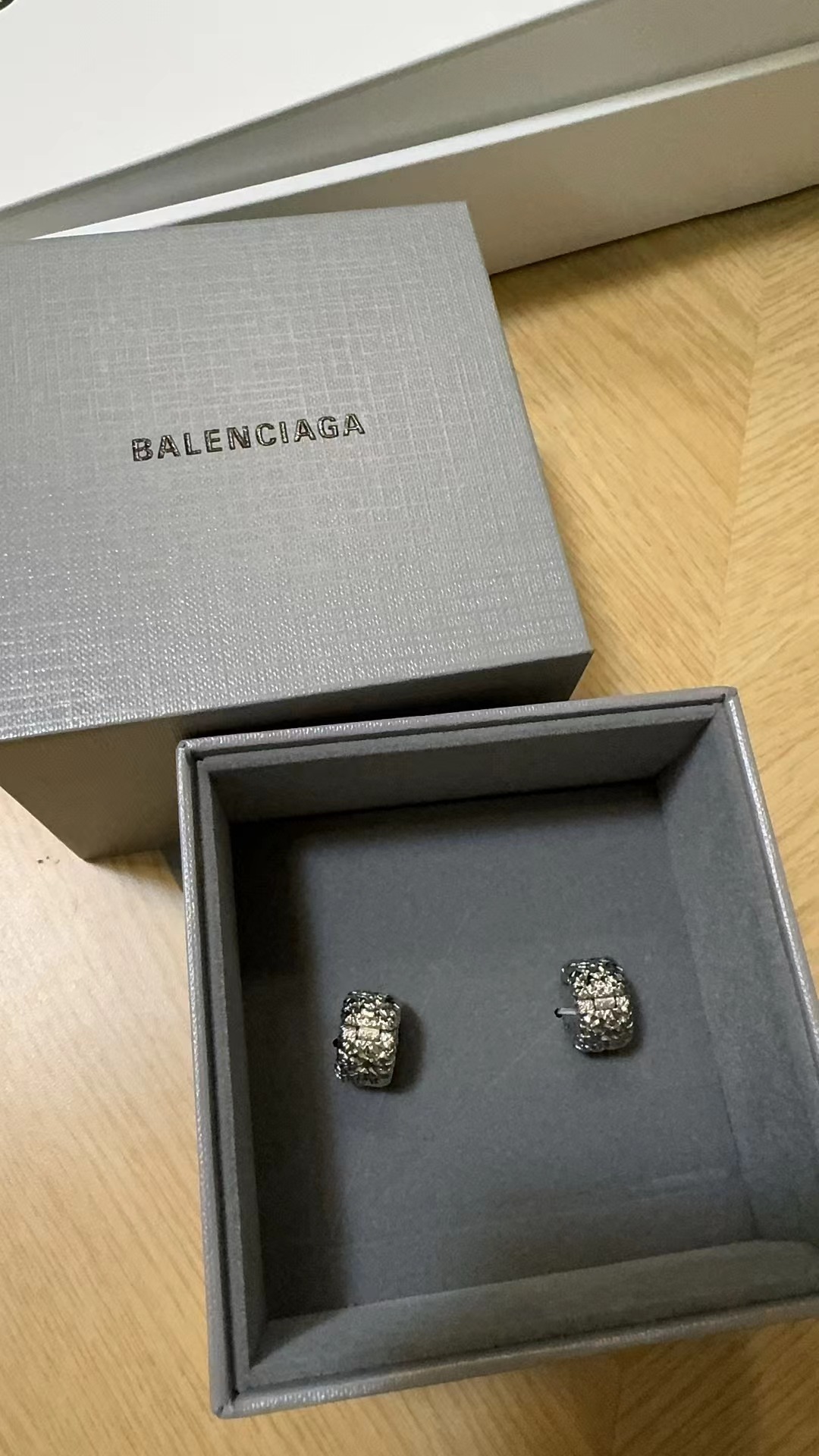 Balenciaga 耳環 95新 閑置貨品不退不換-T