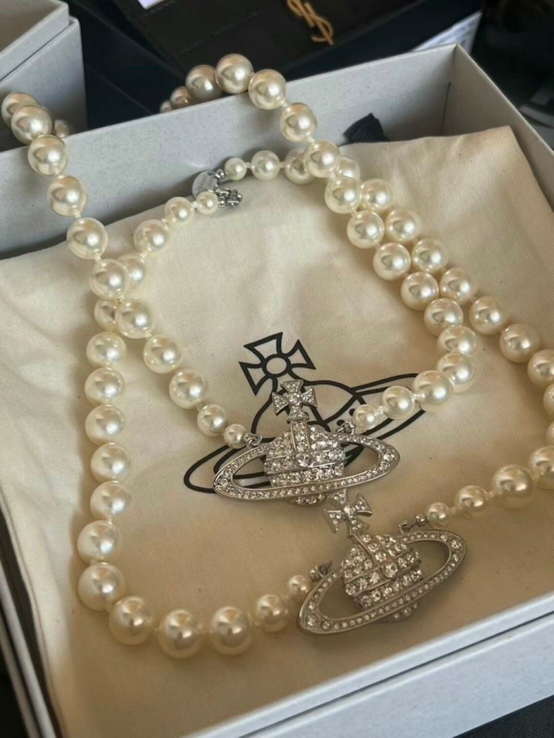 Vivienne Westwood 大款 珍珠土星Logo滿鑽項鍊 西太后