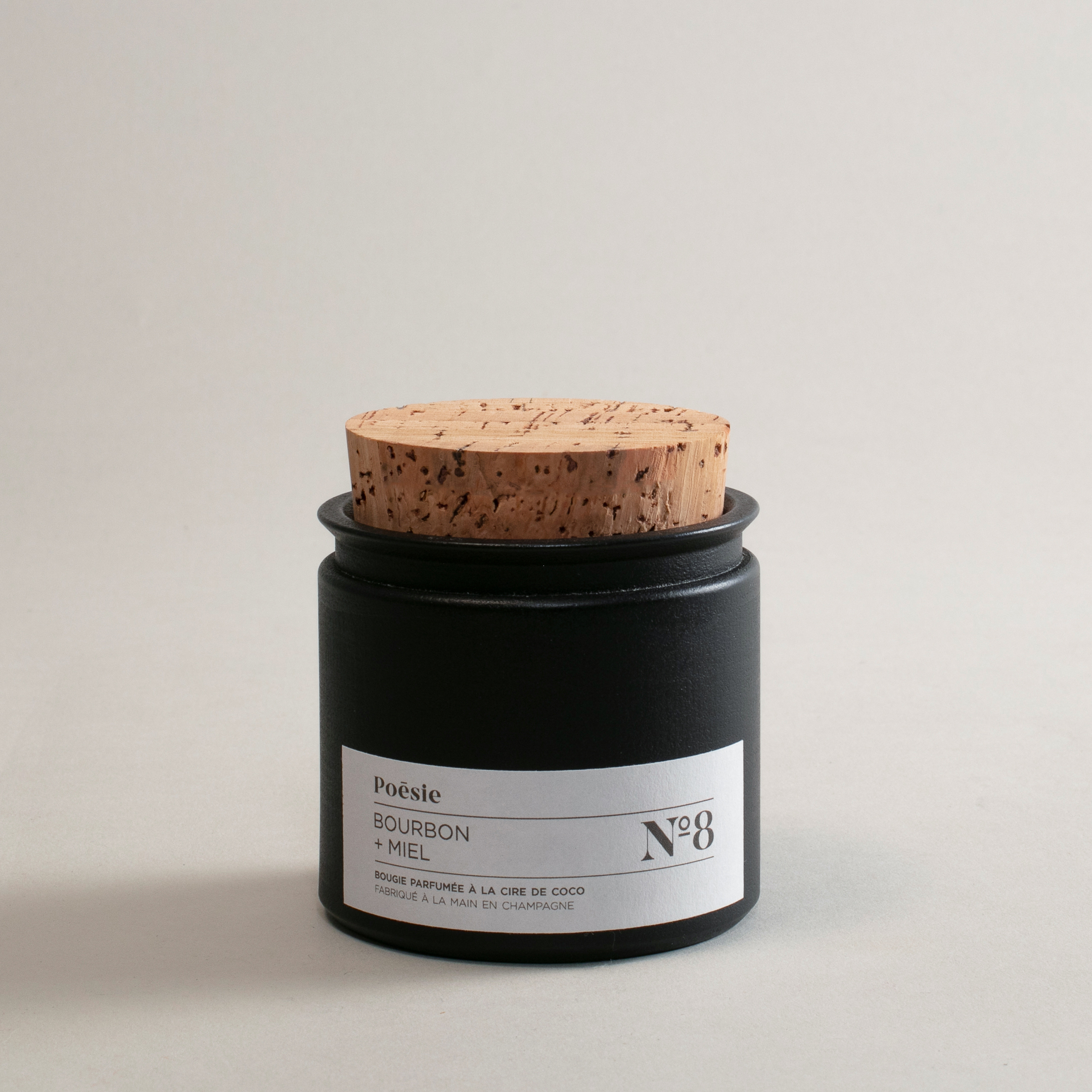 With Poēsie 發現系列 8號香-波本酒及蜂蜜