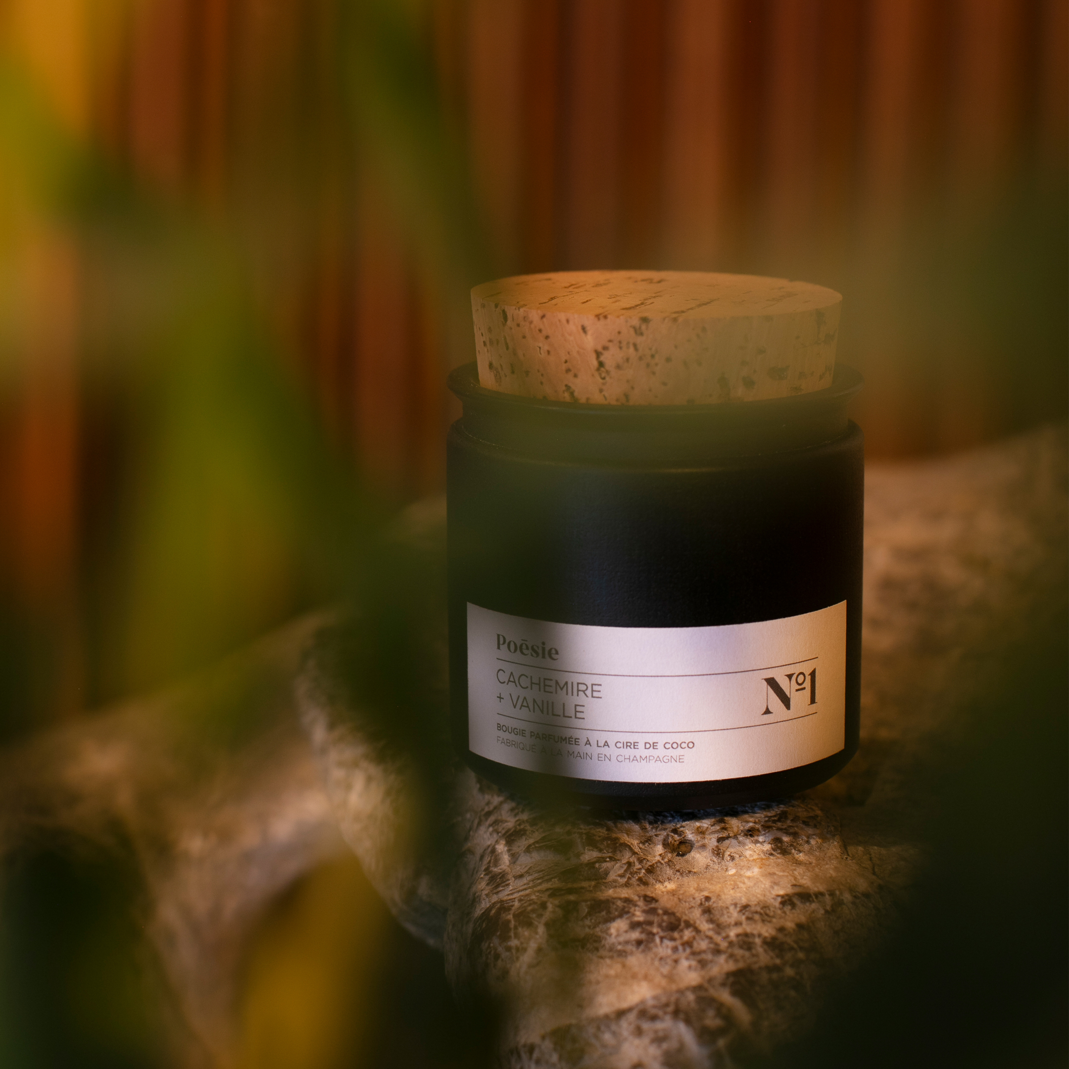 With Poēsie 發現系列 1號香-喀什米爾及香草