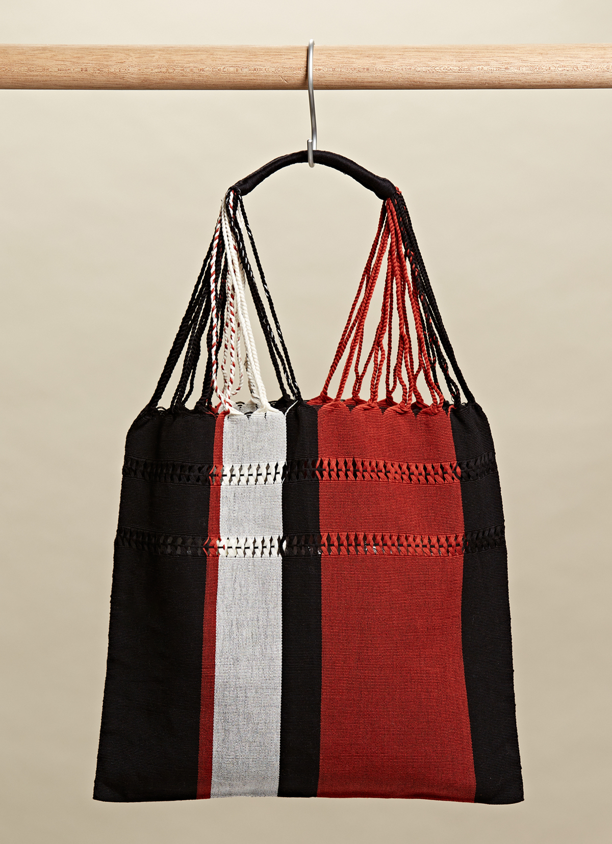 墨西哥腰機技藝手工腰織吊床包-2294WB-41X39cm-橘黑白線條