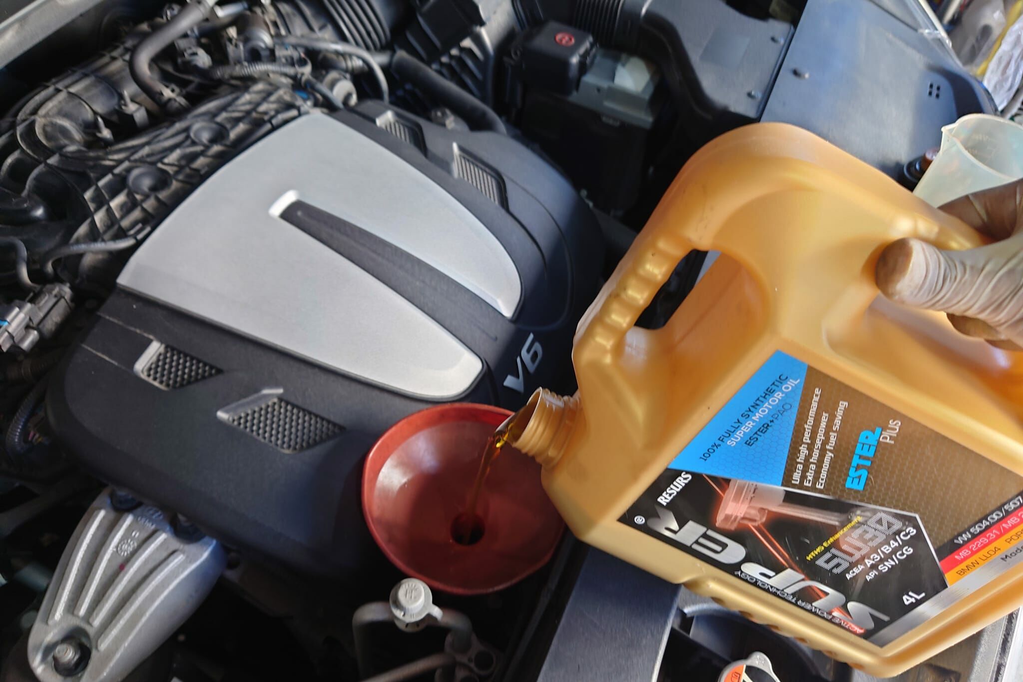 Suitable for KIA Sorento (MQ4): SUPERNANO ESTER Plus 5W30 Motor Oil