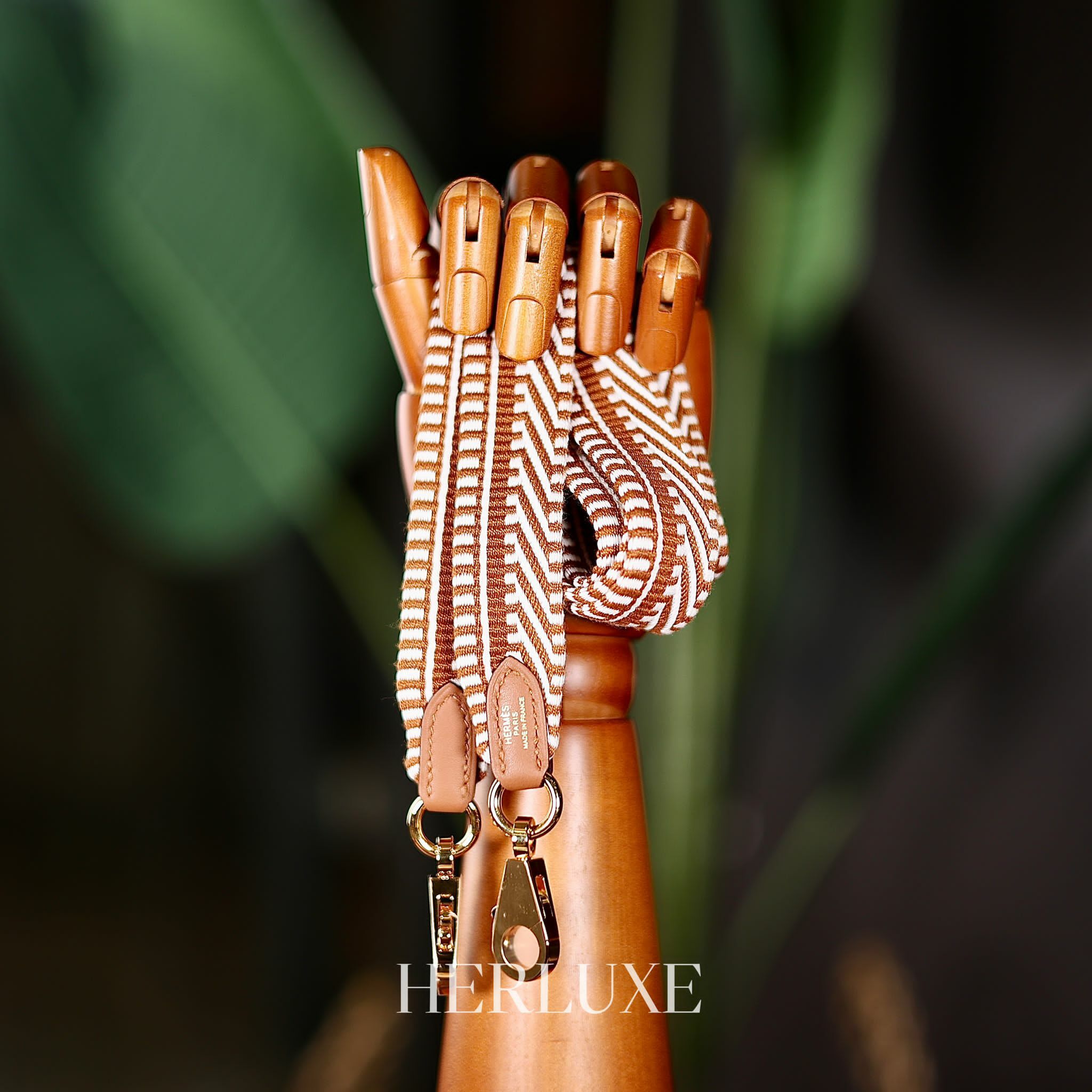 大扣肩帶 Bandouliere 25mm sangle cavale beige/gold cc 85cm