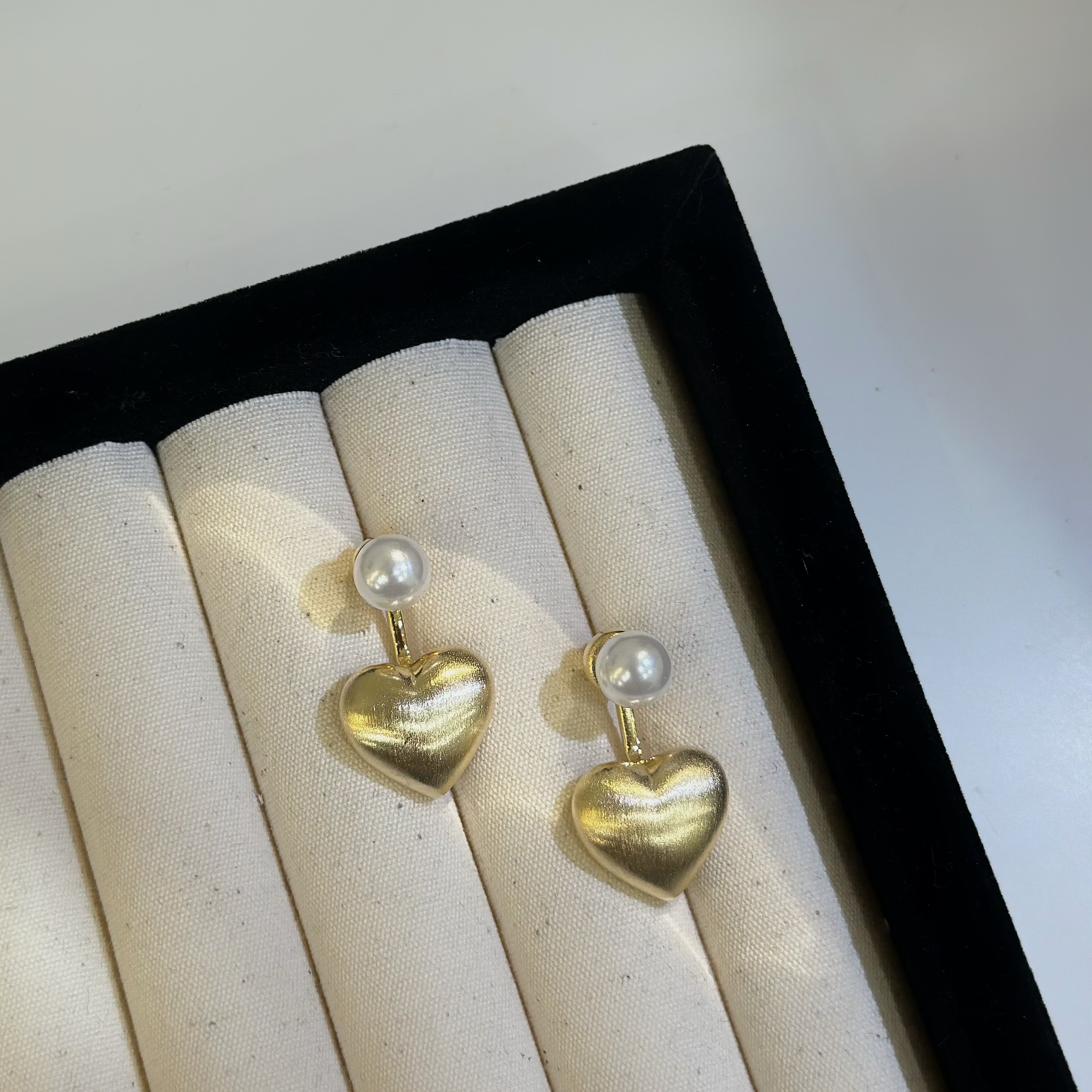 溺愛．珍珠愛心前後扣