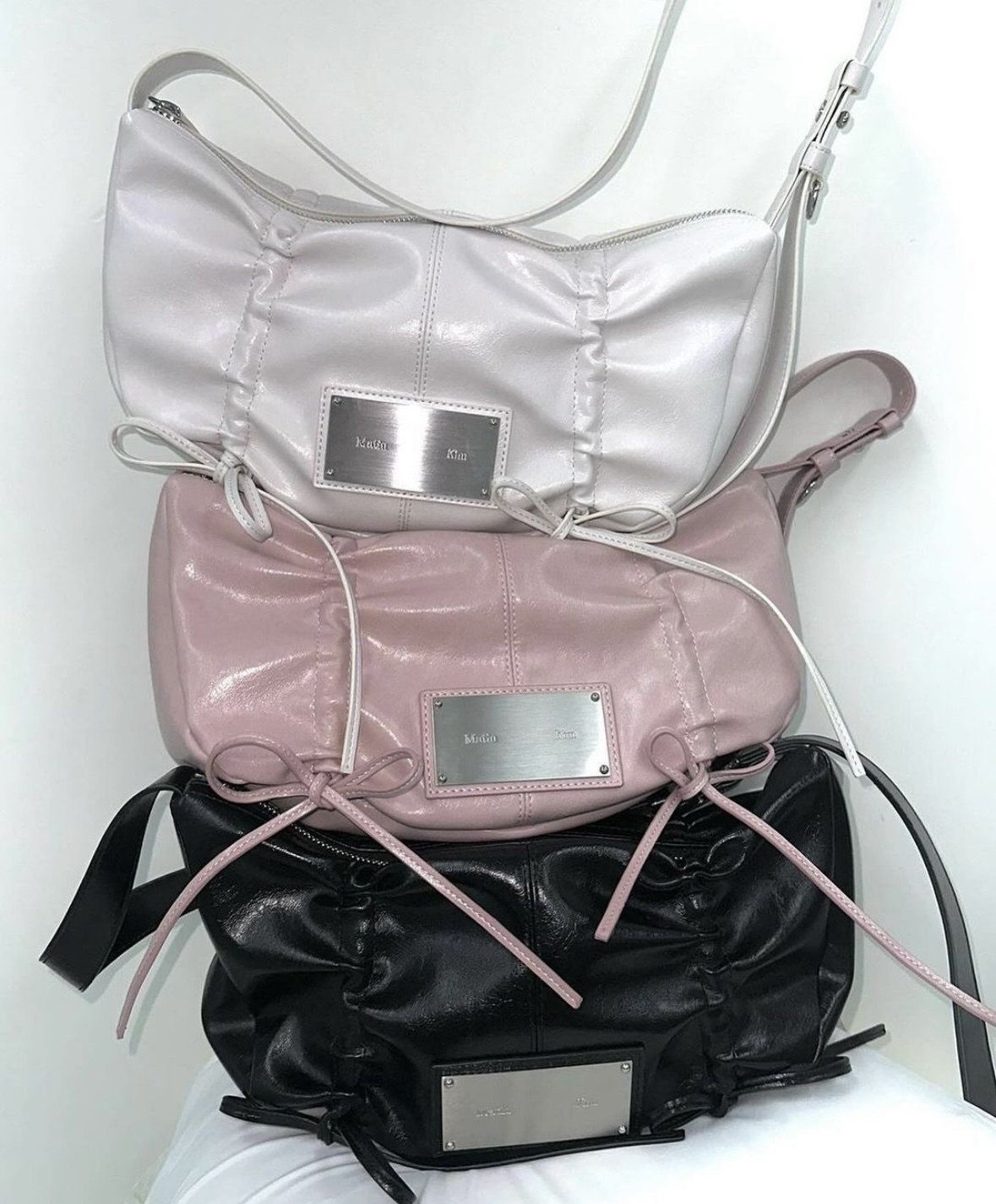 韓國代購> MATIN KIM HALF SHIRRING RIBBON ROUND BAG