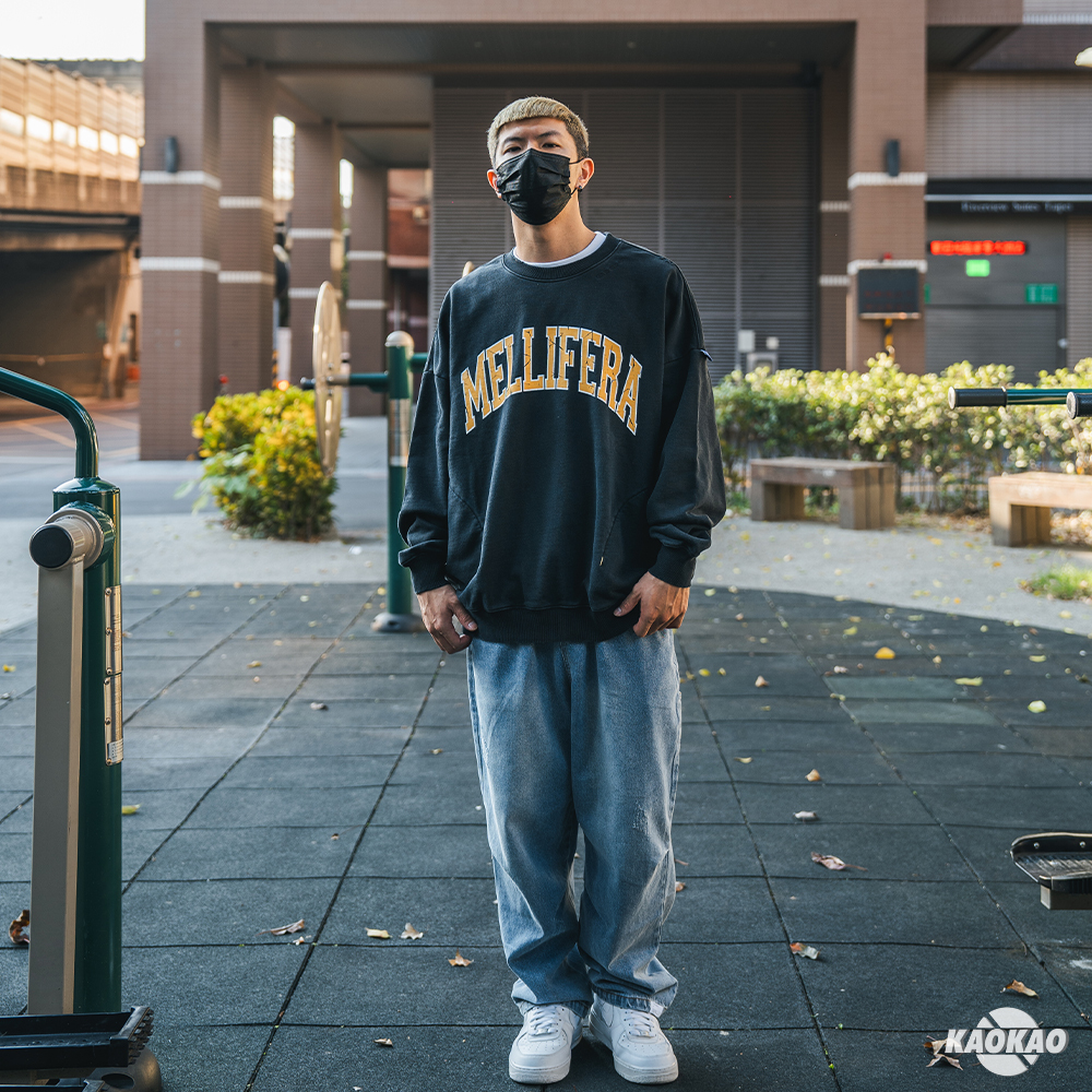 BLACK FLAG 字樣大學T Sweatshirt【JBF23T011】