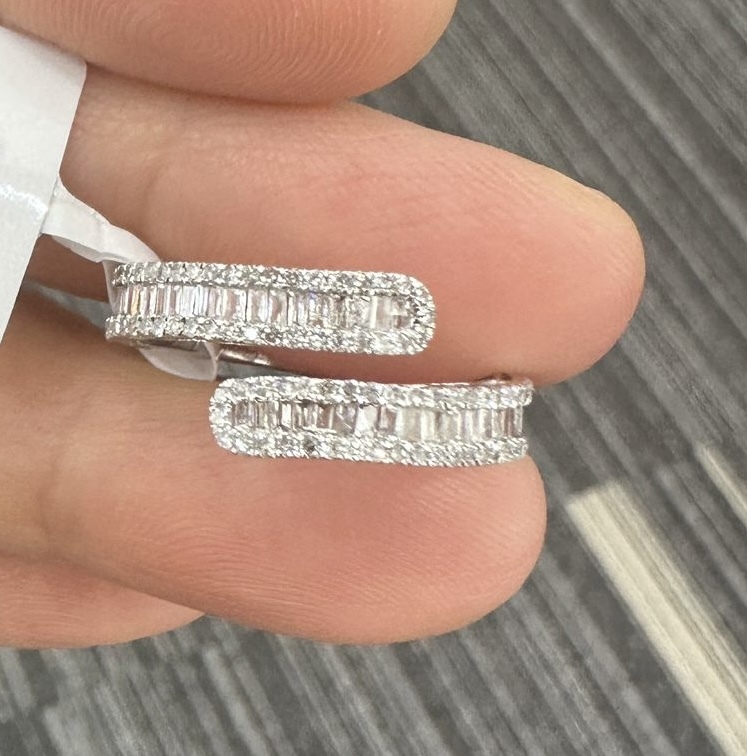 0.56ct 18K 白金鑽石介指 (R3841J)