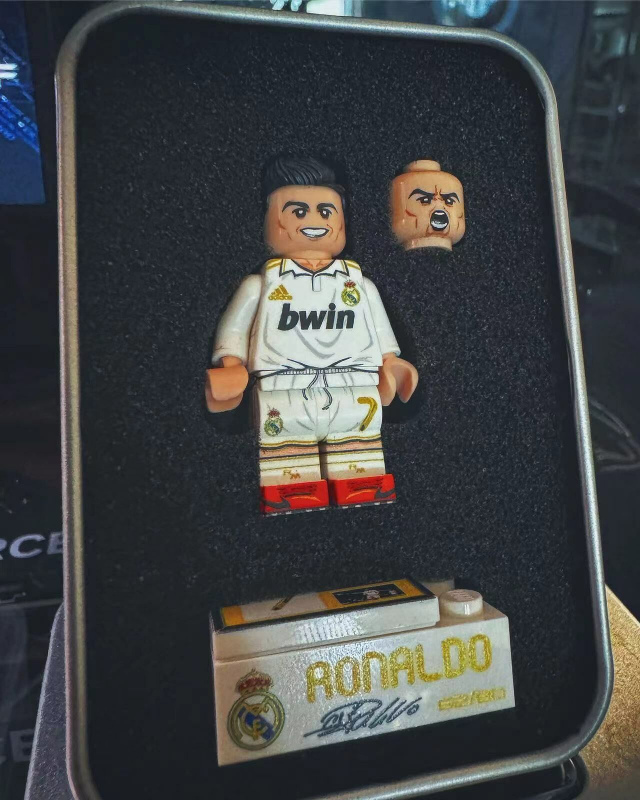 [J.S][InStock] Cristiano Ronaldo - RMD Ver [UVprinted]