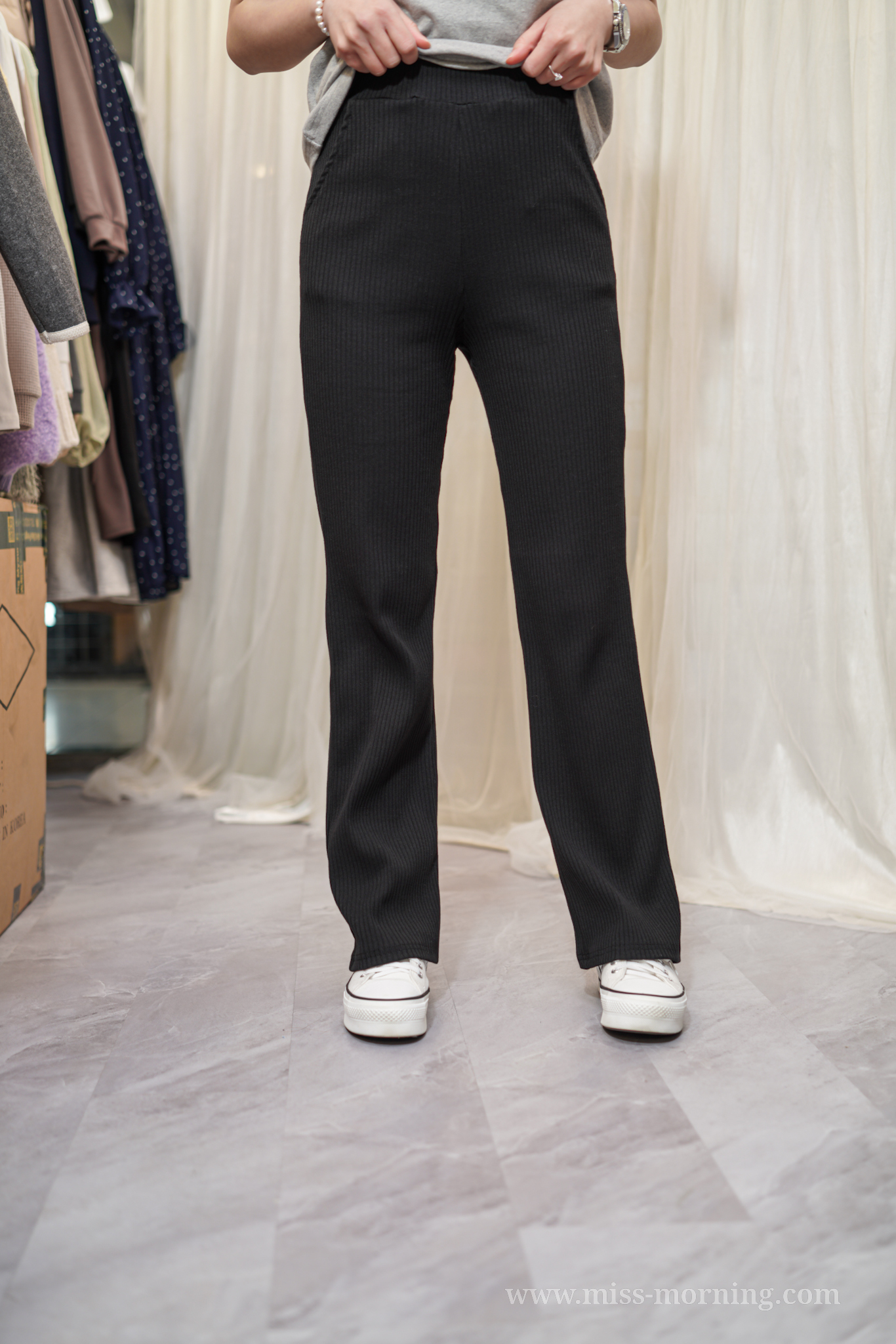 中厚撞色英文字Tee(13708)&春裝靚料顯瘦悠閑褲(33692)