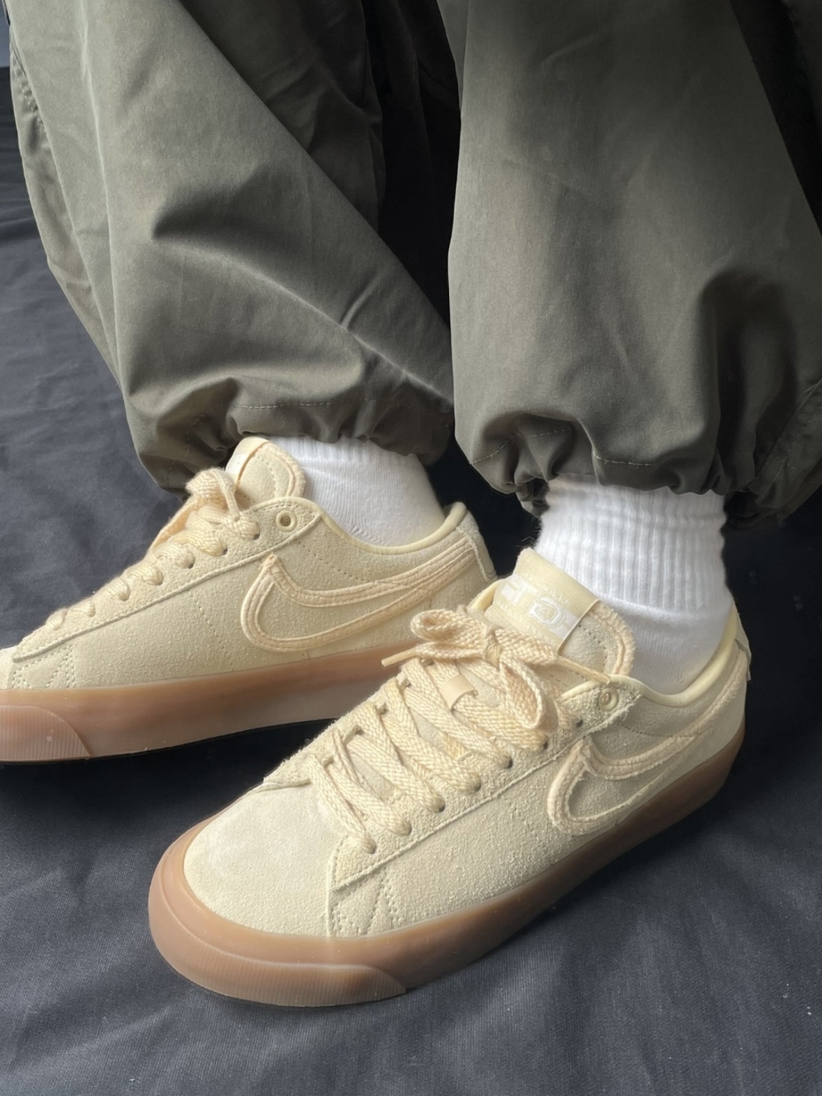 Nike SB Blazer Low GT 鵝黃餅乾