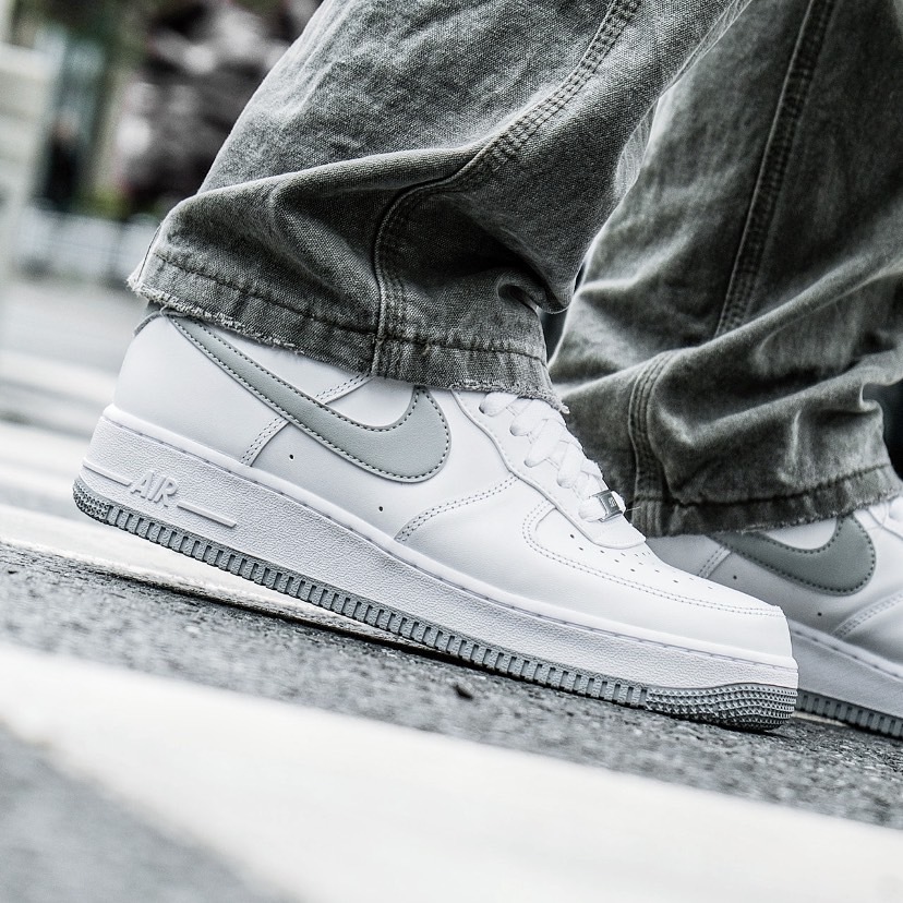 NIKE AIR FORCE LOW 銀河灰 白灰