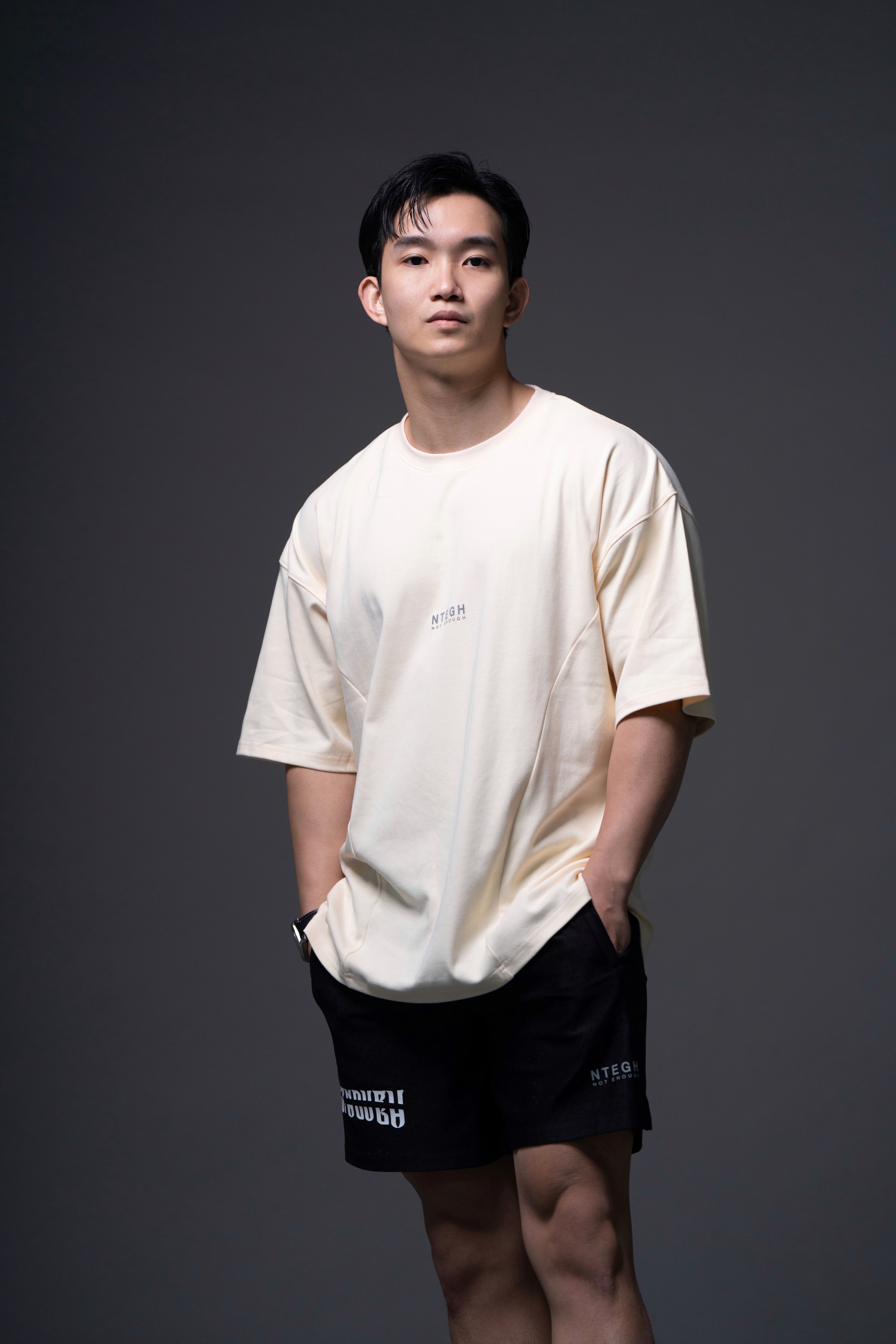 NOT ENOUGH Unleash Oversize Tee