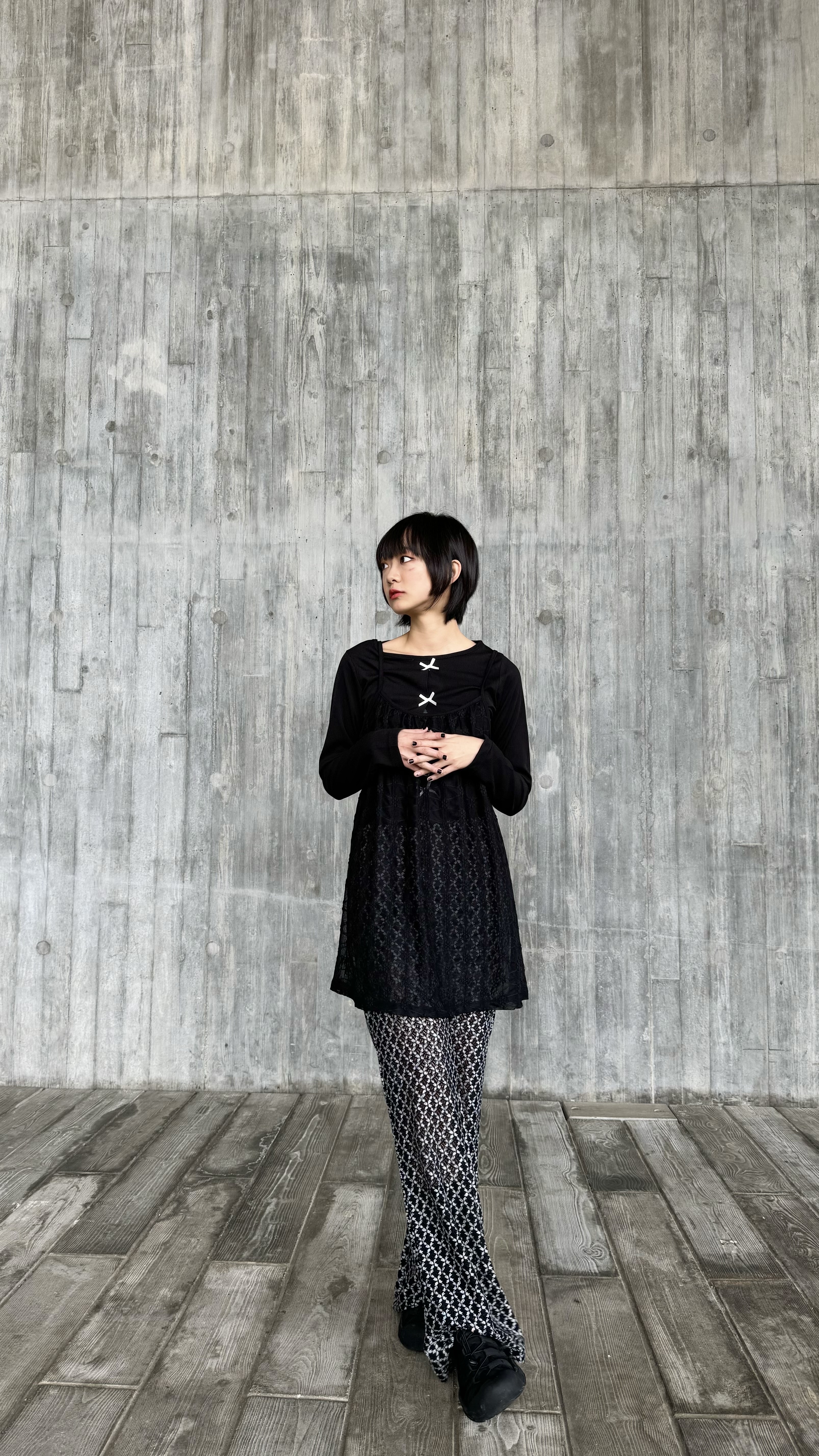 Must buy lace小喇叭褲