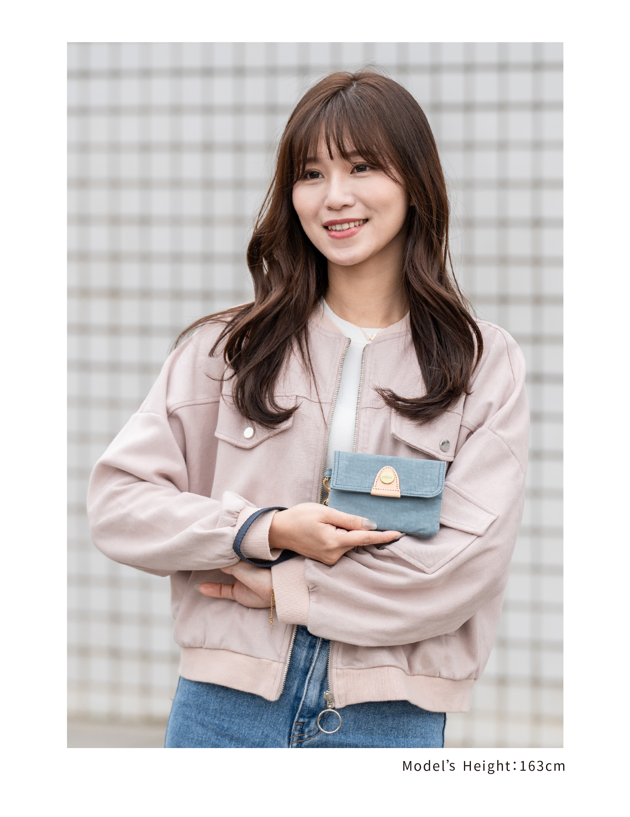 satana Soldier 趣遊拾光零錢包 石灰藍 SOS3070-241 身高比例照