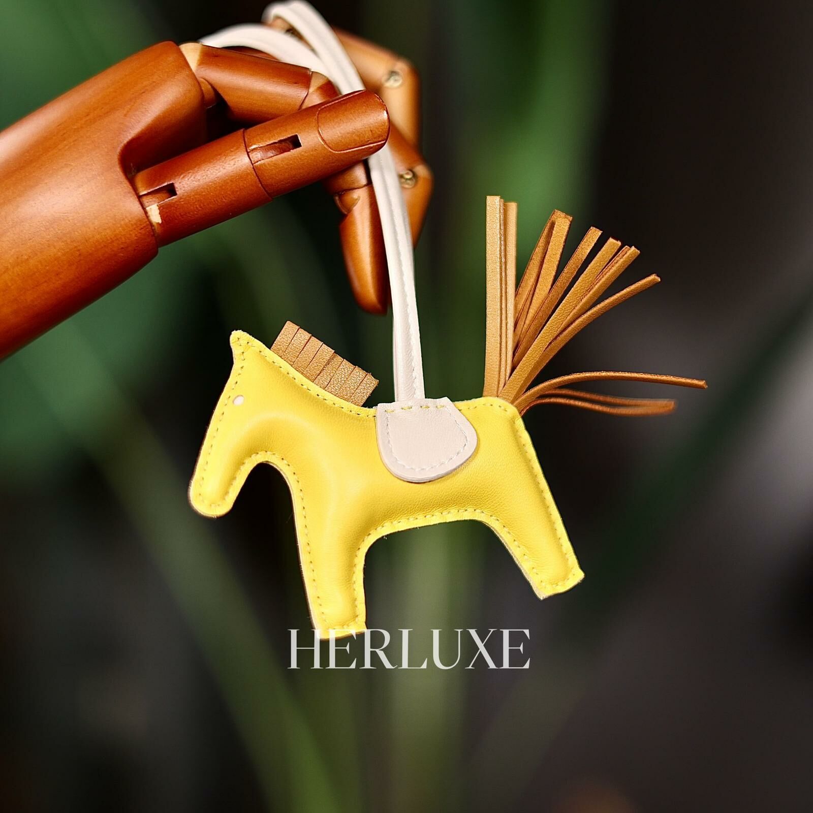 Rodeo pm 9O jaune de naples/ 2S sesame/ 10 craie