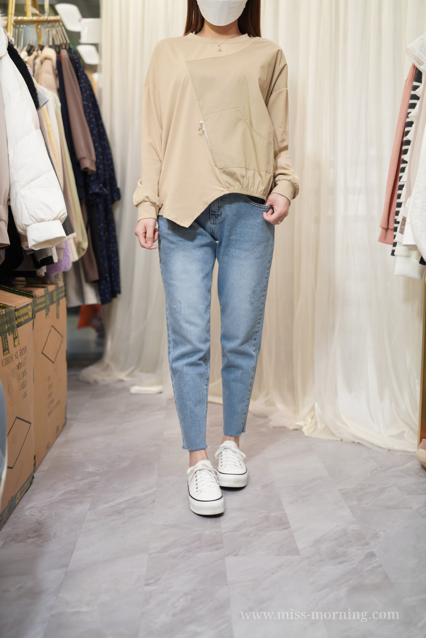 拼恤料款上衣(13709)