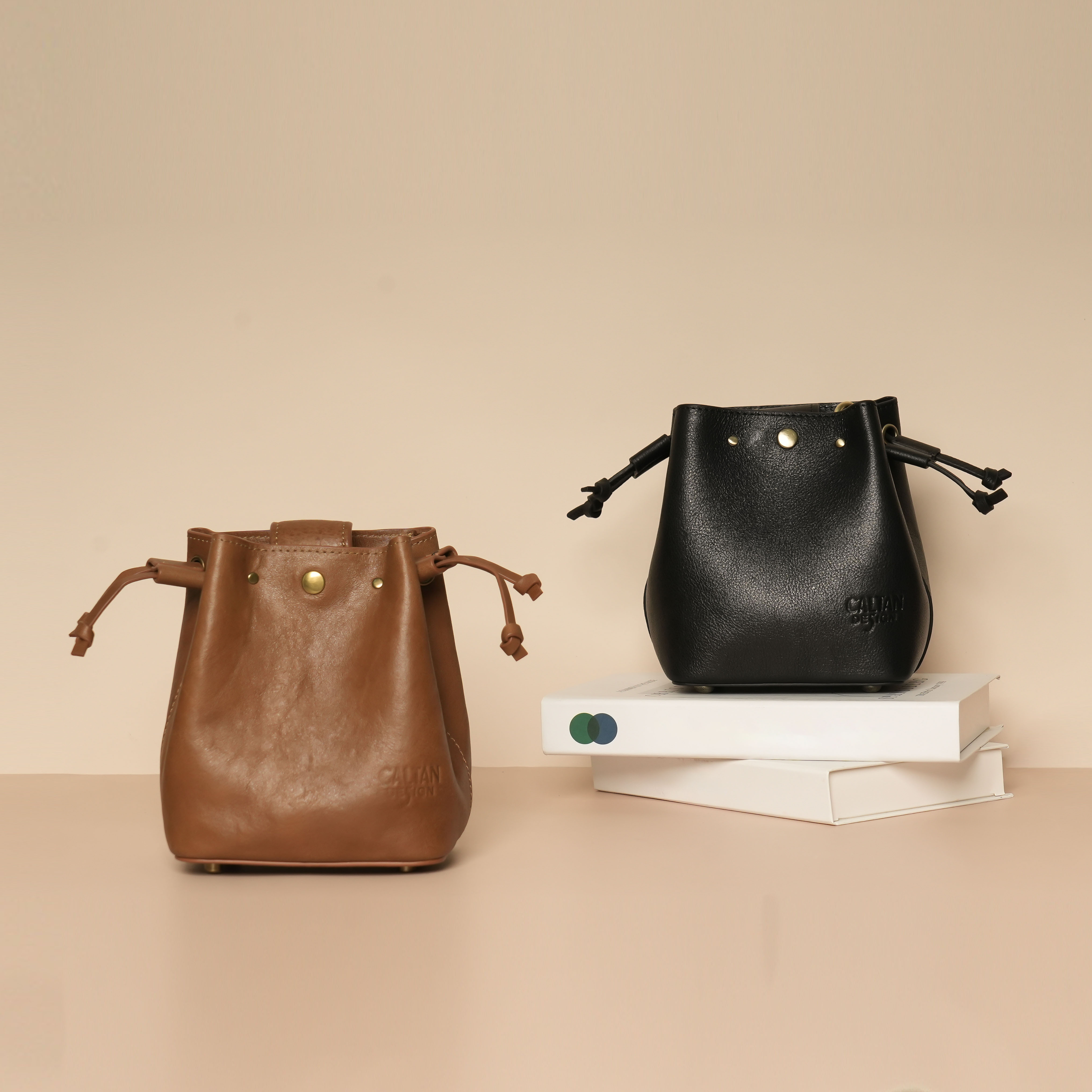 真皮迷你卡片夾水桶包-兩色(234026)