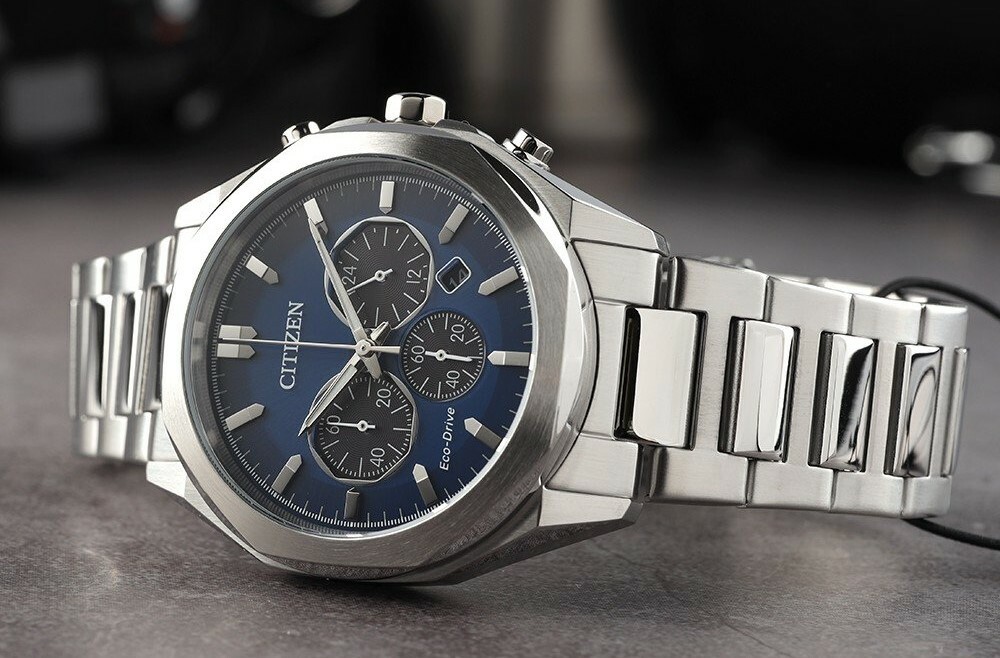 萬年鐘錶 - Citizen 星辰錶  藍色錶面三眼光動能紳士不鏽鋼款男錶  CA4590-81L  錶徑41MM