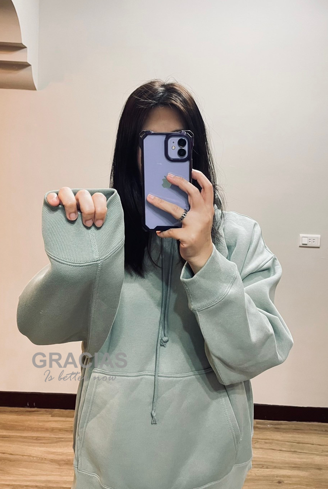 刷毛不厚重柔軟落肩寬版連帽T-預購