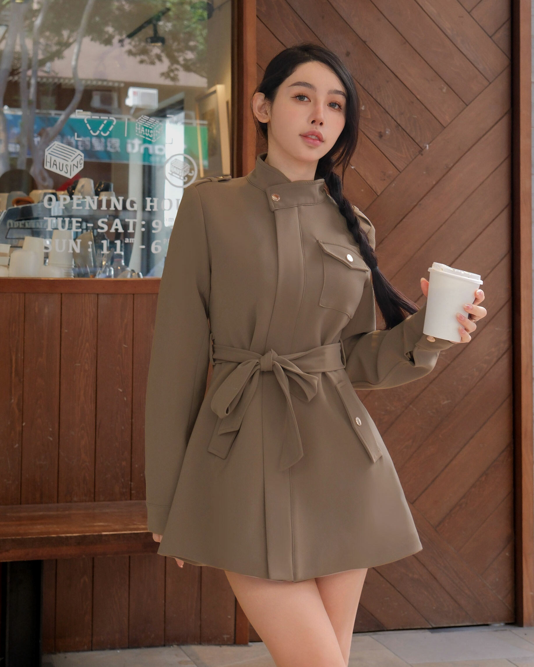 訂製-俐落綁帶拉鍊外套洋