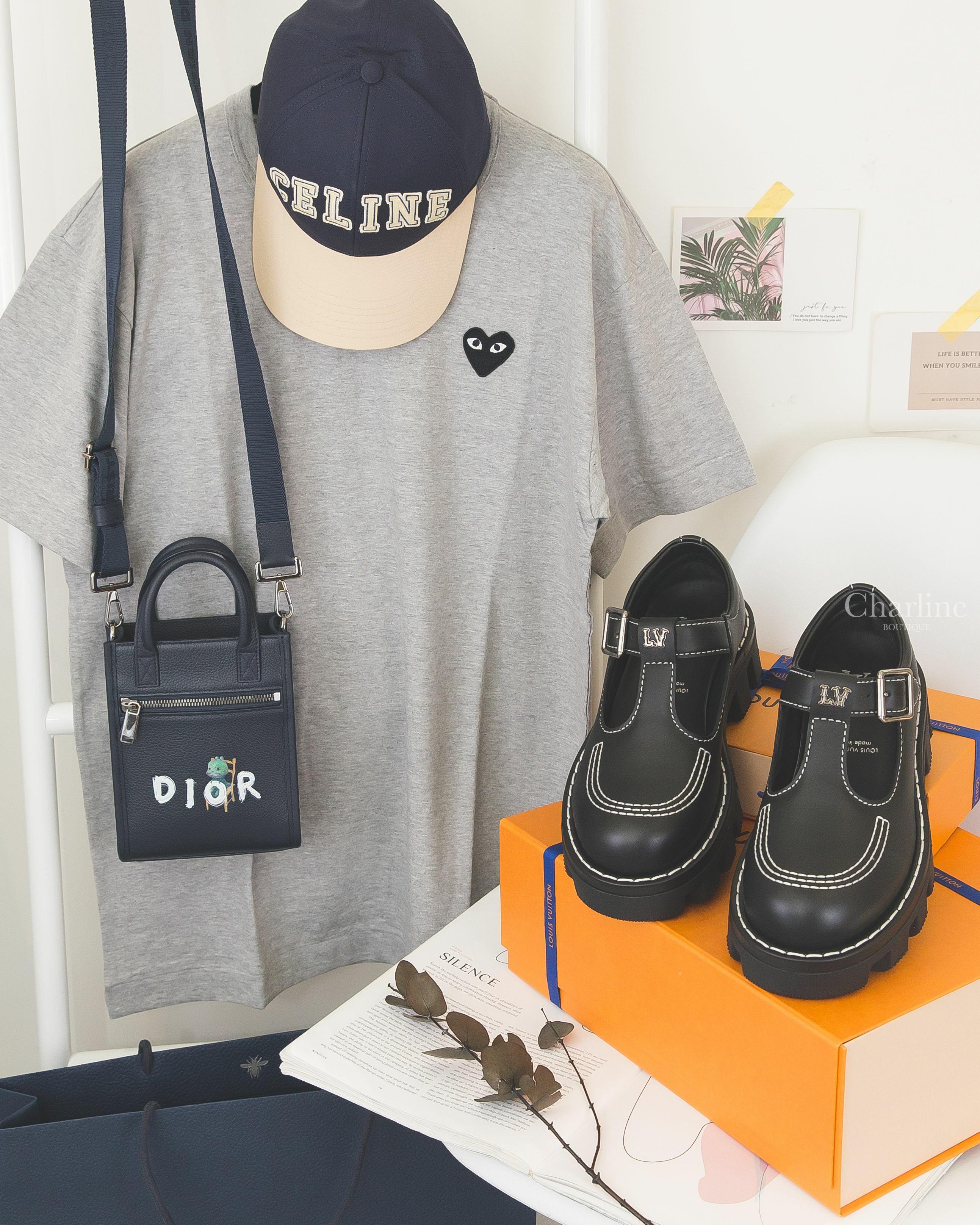 Dior Mini Tote Bag 深海藍白字龍年限定小牛皮迷你手提肩背包,Louis Vuitton Mary Jane 黑色銀釦牛皮白縫線厚底瑪莉珍鞋,Celine 海軍藍拼奶油色棒球帽-Charline Boutique 精品代購