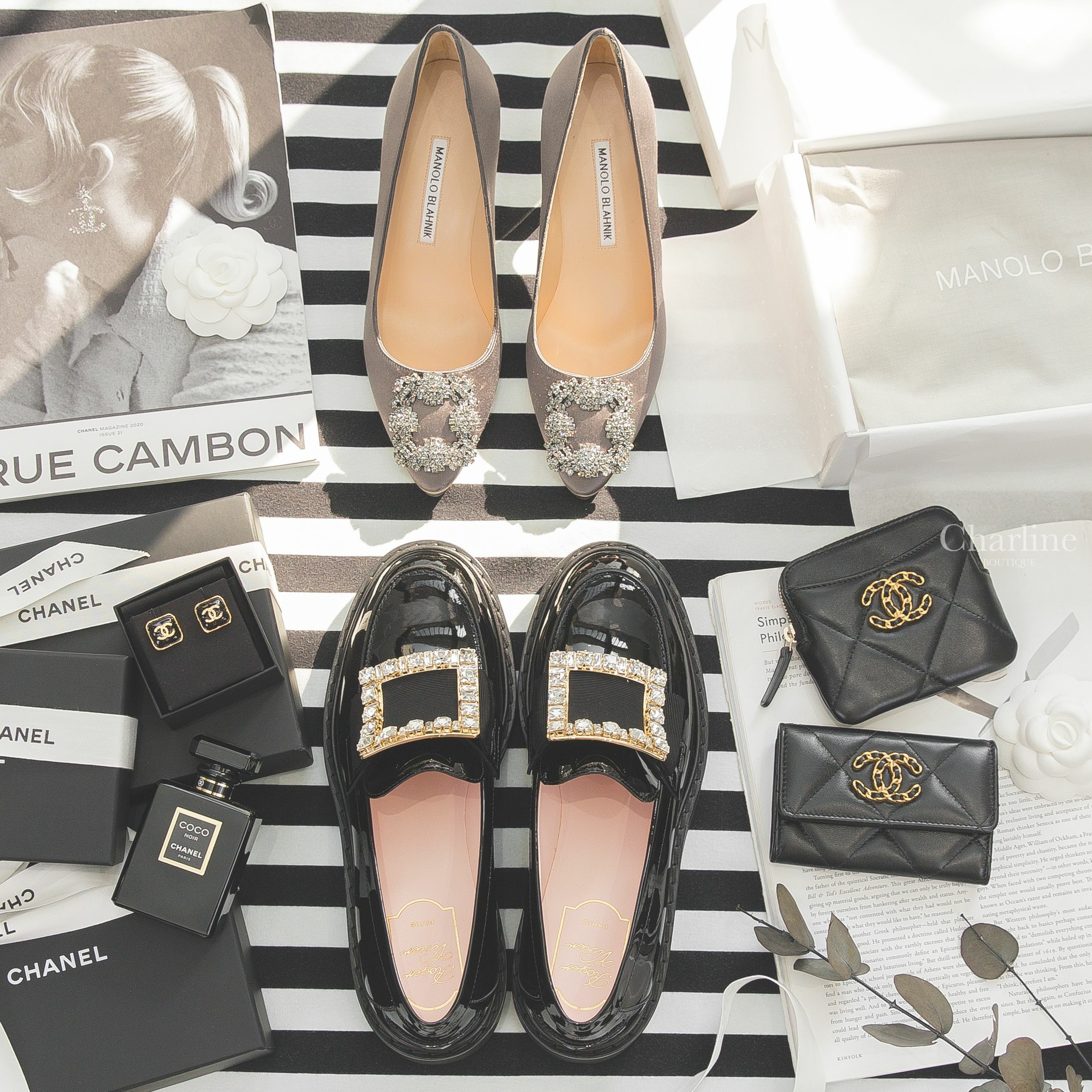 Manolo Blahnik 深灰色絲綢高跟鞋,Roger Vivier 黑色水晶方釦樂福鞋,Chanel 19 黑色金鍊帶零錢包,Chanel 19 黑色金鍊帶卡片零錢夾,Chanel 黑金CC方形耳環-Charline Boutique 精品代購