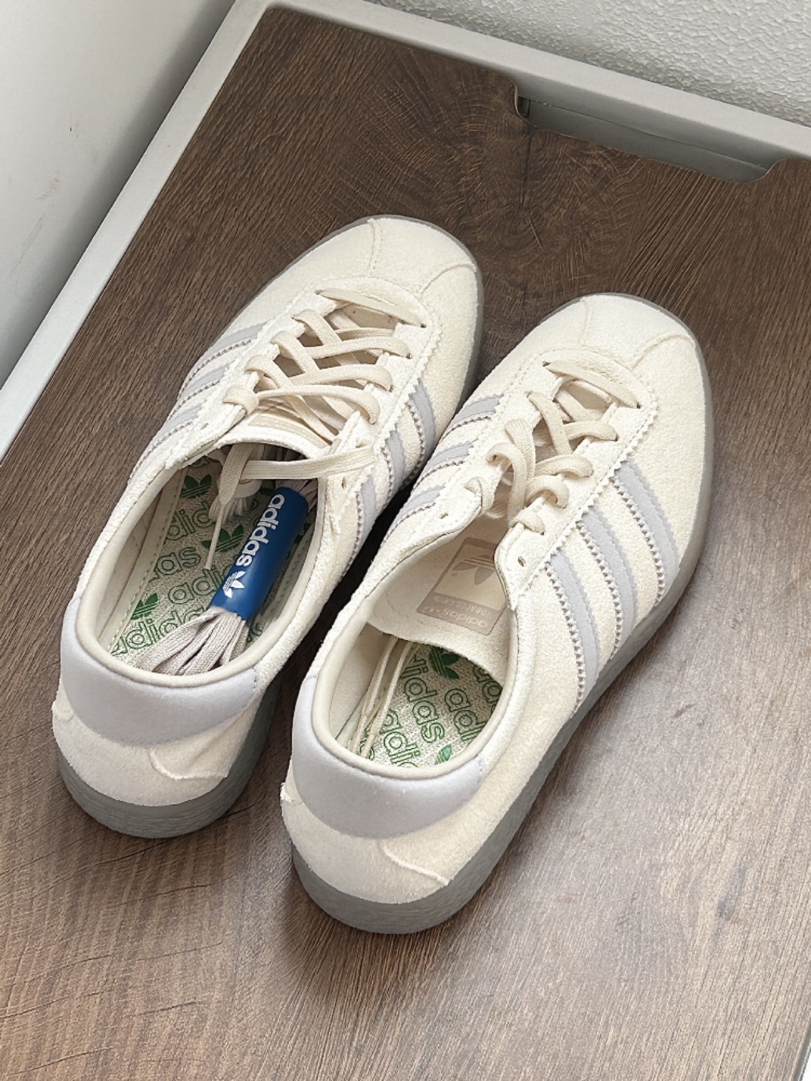 Adidas Tobacco Gruen 溫柔紫